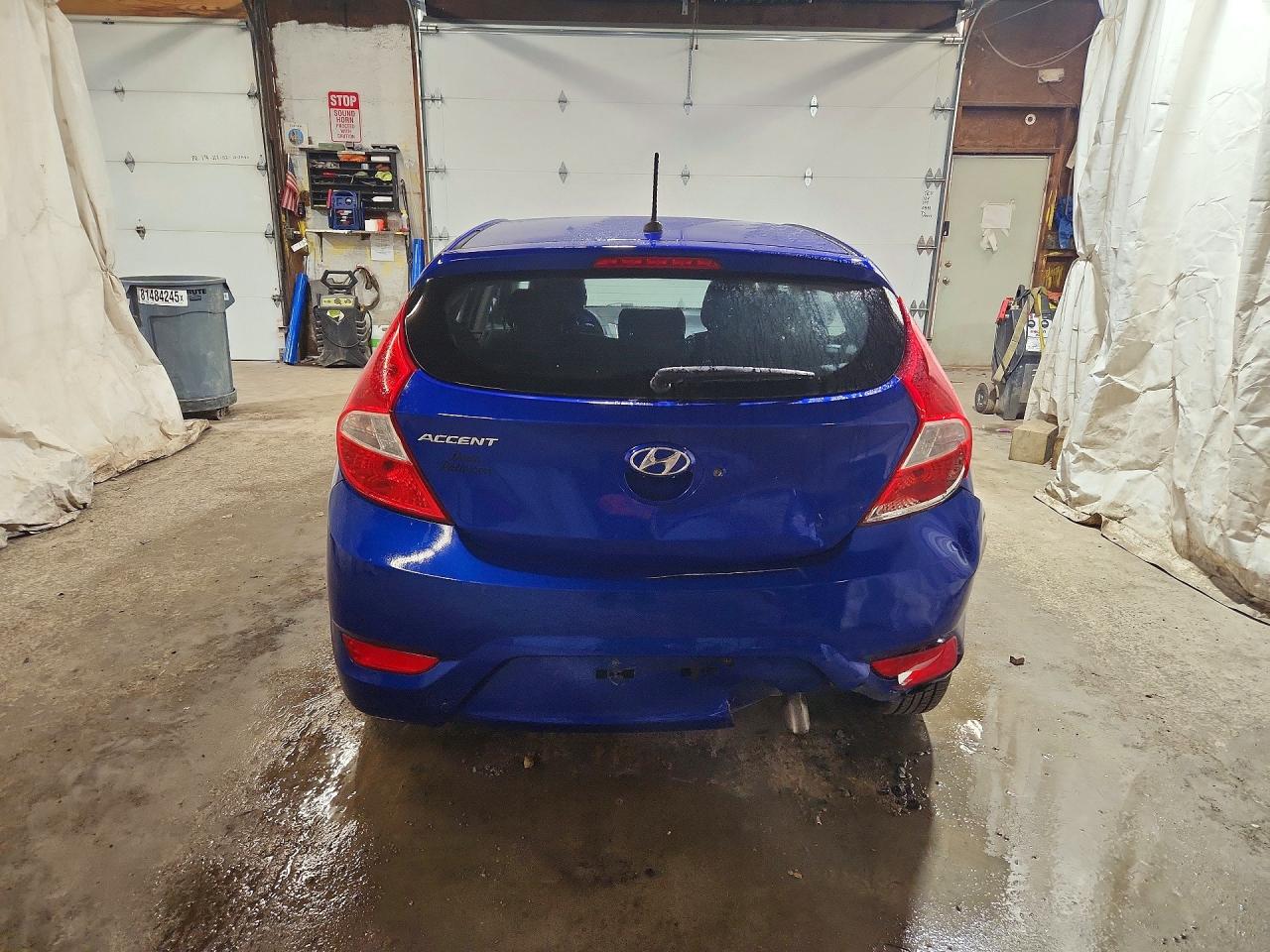 2014 Hyundai Accent Gs Blue vin: KMHCT5AE8EU181601