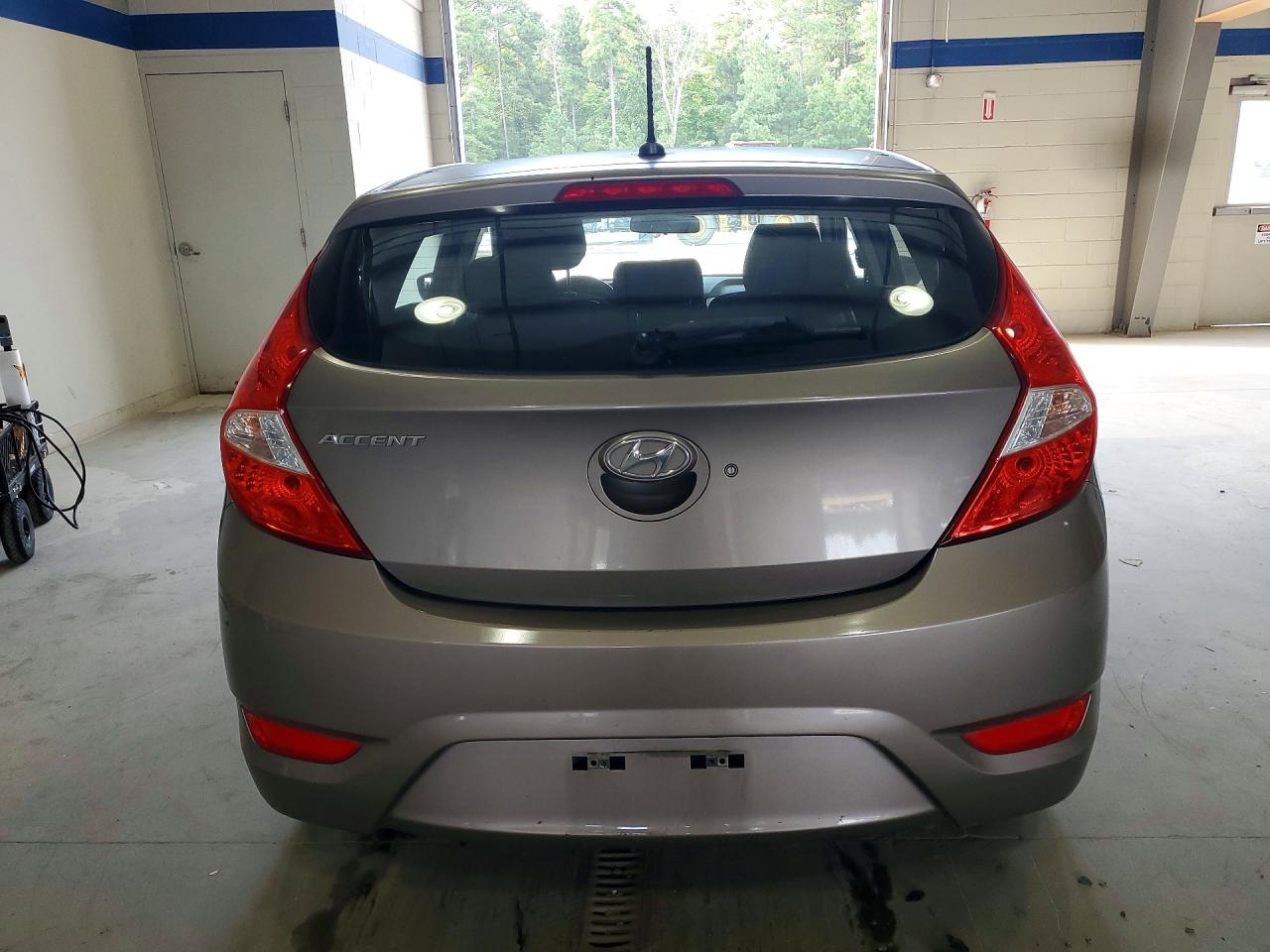 2014 Hyundai Accent Gs Tan vin: KMHCT5AE8EU188712