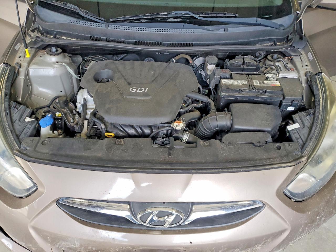 2014 Hyundai Accent Gs Tan vin: KMHCT5AE8EU188712