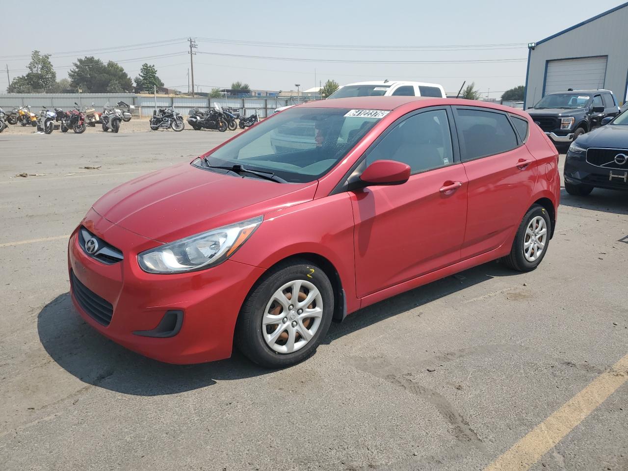 2014 Hyundai Accent Gs Red vin: KMHCT5AE8EU193215 Damage: Left Front Tire, Worn, Replacement Required