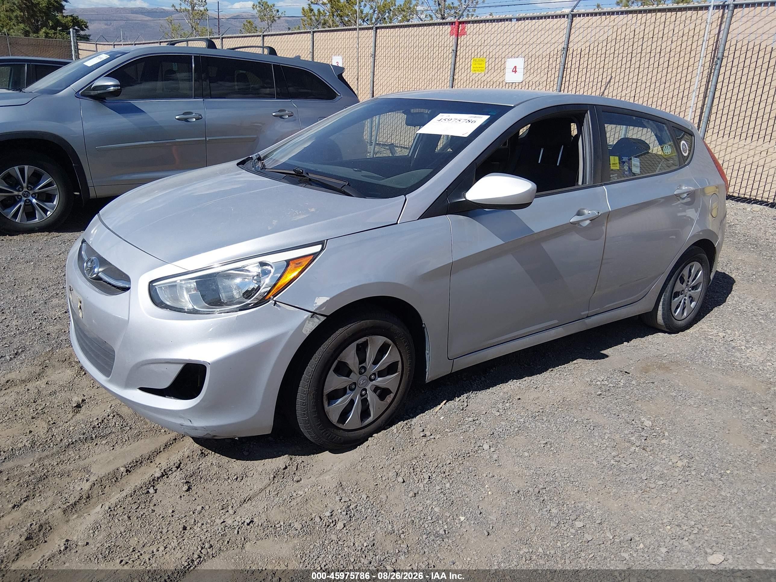 2015 Hyundai Accent Gs Silver vin: KMHCT5AE8FU206496