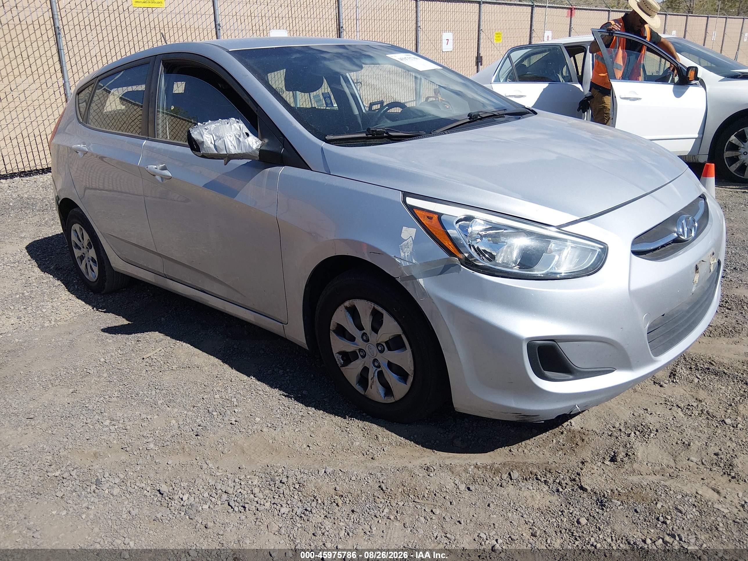 2015 Hyundai Accent Gs Silver vin: KMHCT5AE8FU206496