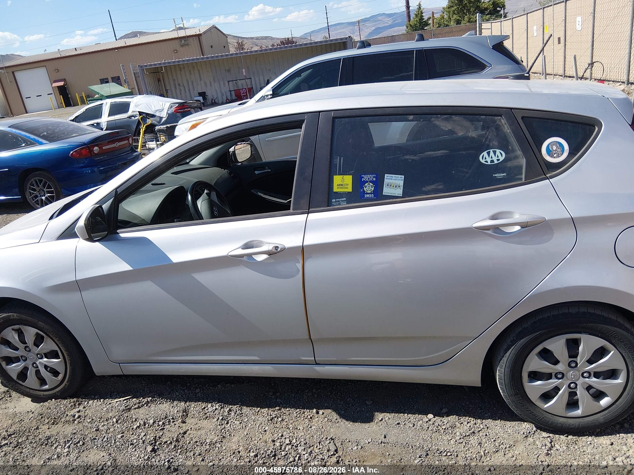 2015 Hyundai Accent Gs Silver vin: KMHCT5AE8FU206496