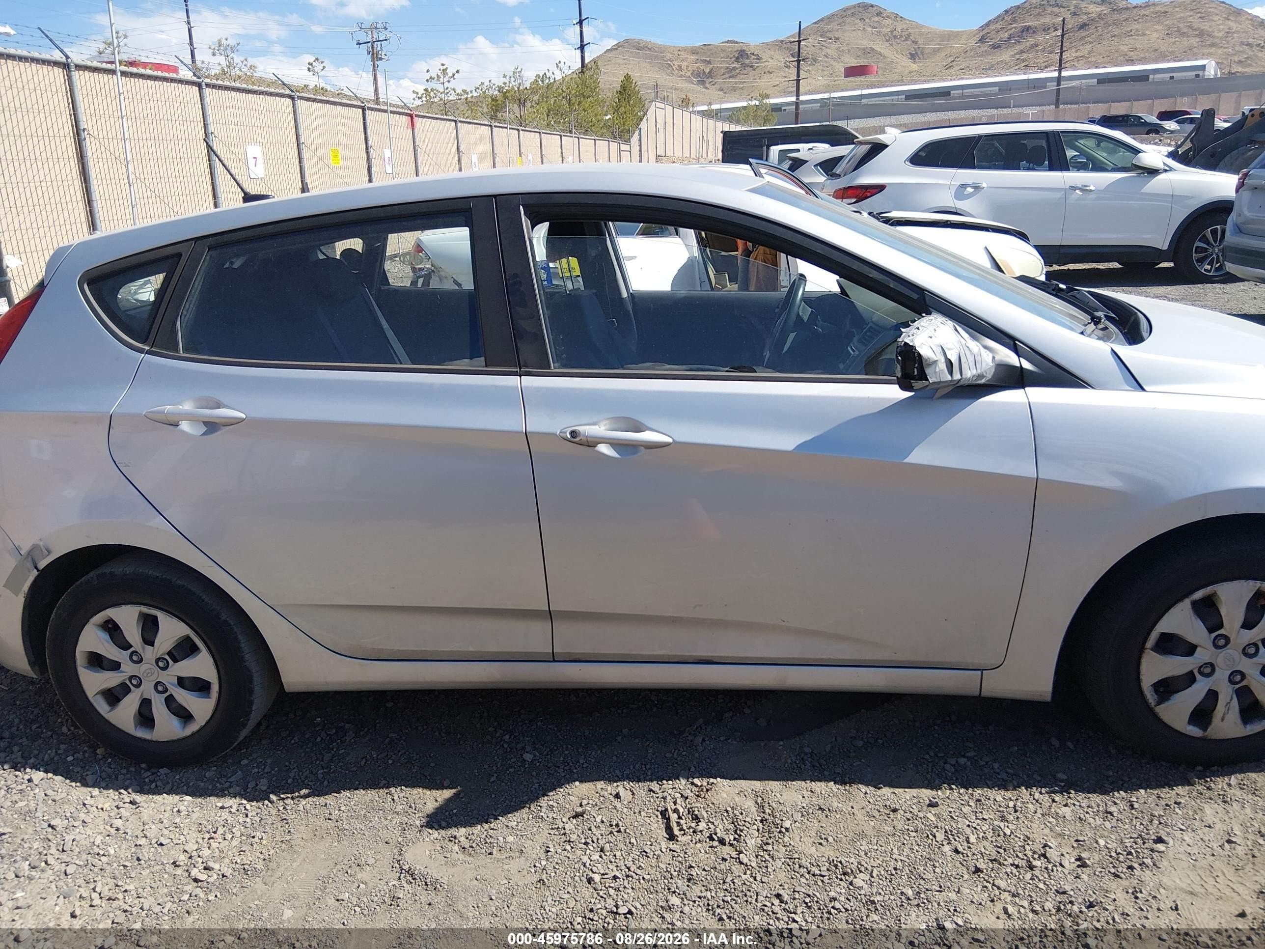 2015 Hyundai Accent Gs Silver vin: KMHCT5AE8FU206496