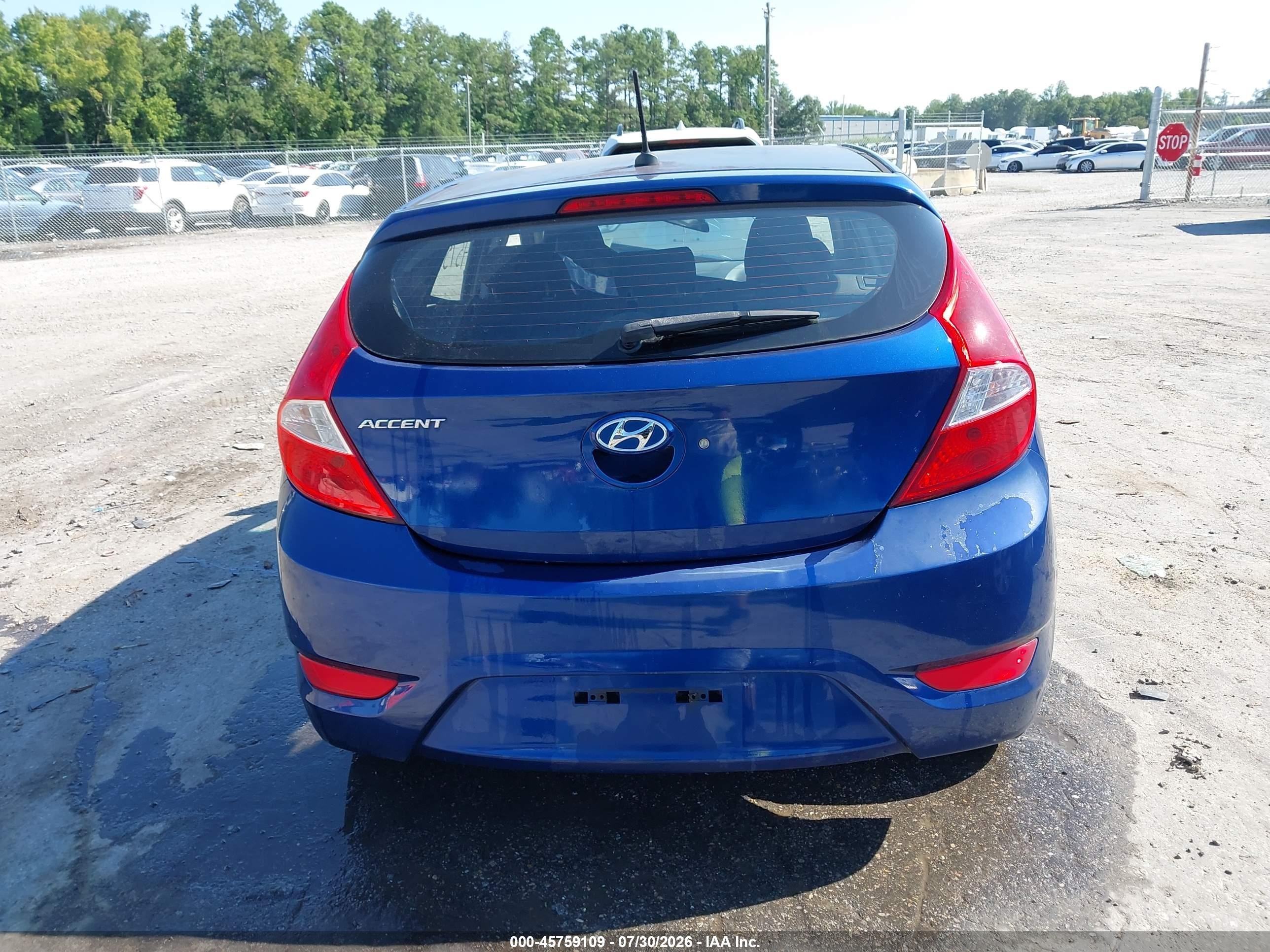 2015 Hyundai Accent Gs Blue vin: KMHCT5AE8FU210788