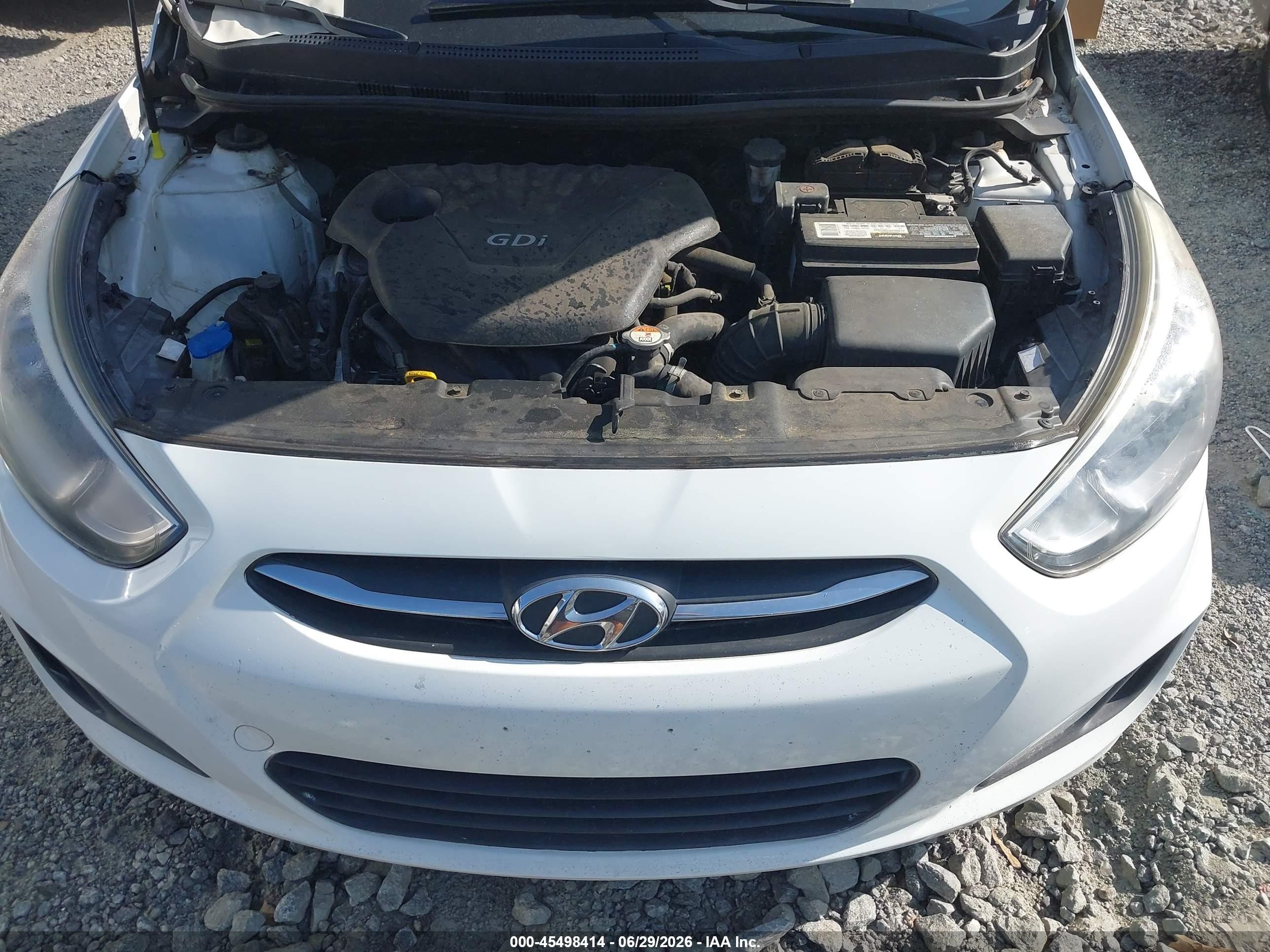 2015 Hyundai Accent Gs Белый vin: KMHCT5AE8FU213545