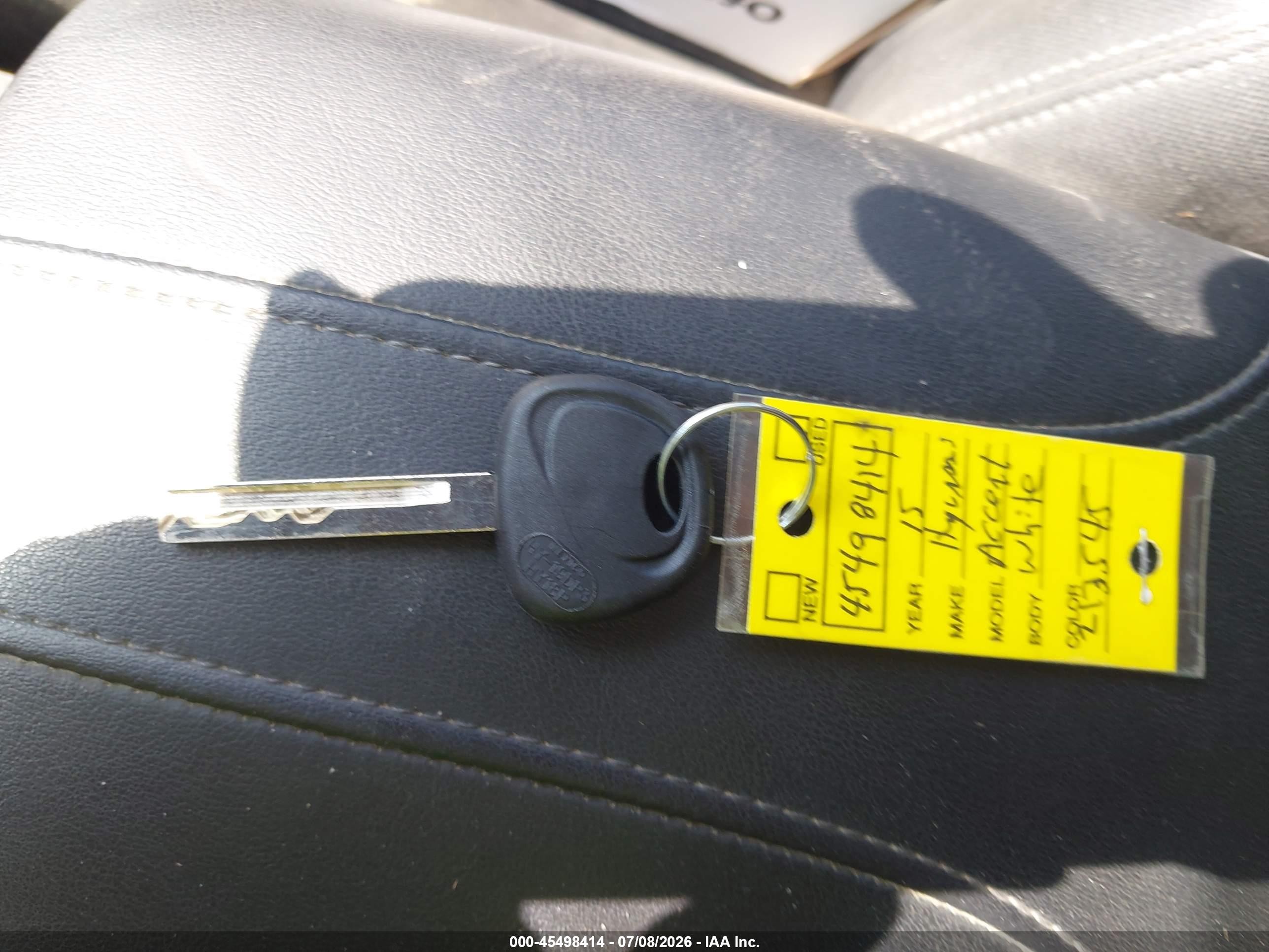 2015 Hyundai Accent Gs Белый vin: KMHCT5AE8FU213545