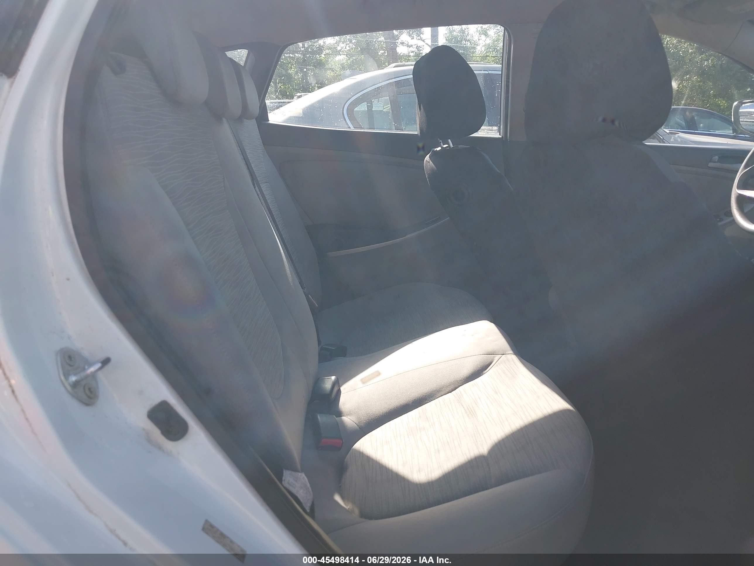 2015 Hyundai Accent Gs Белый vin: KMHCT5AE8FU213545