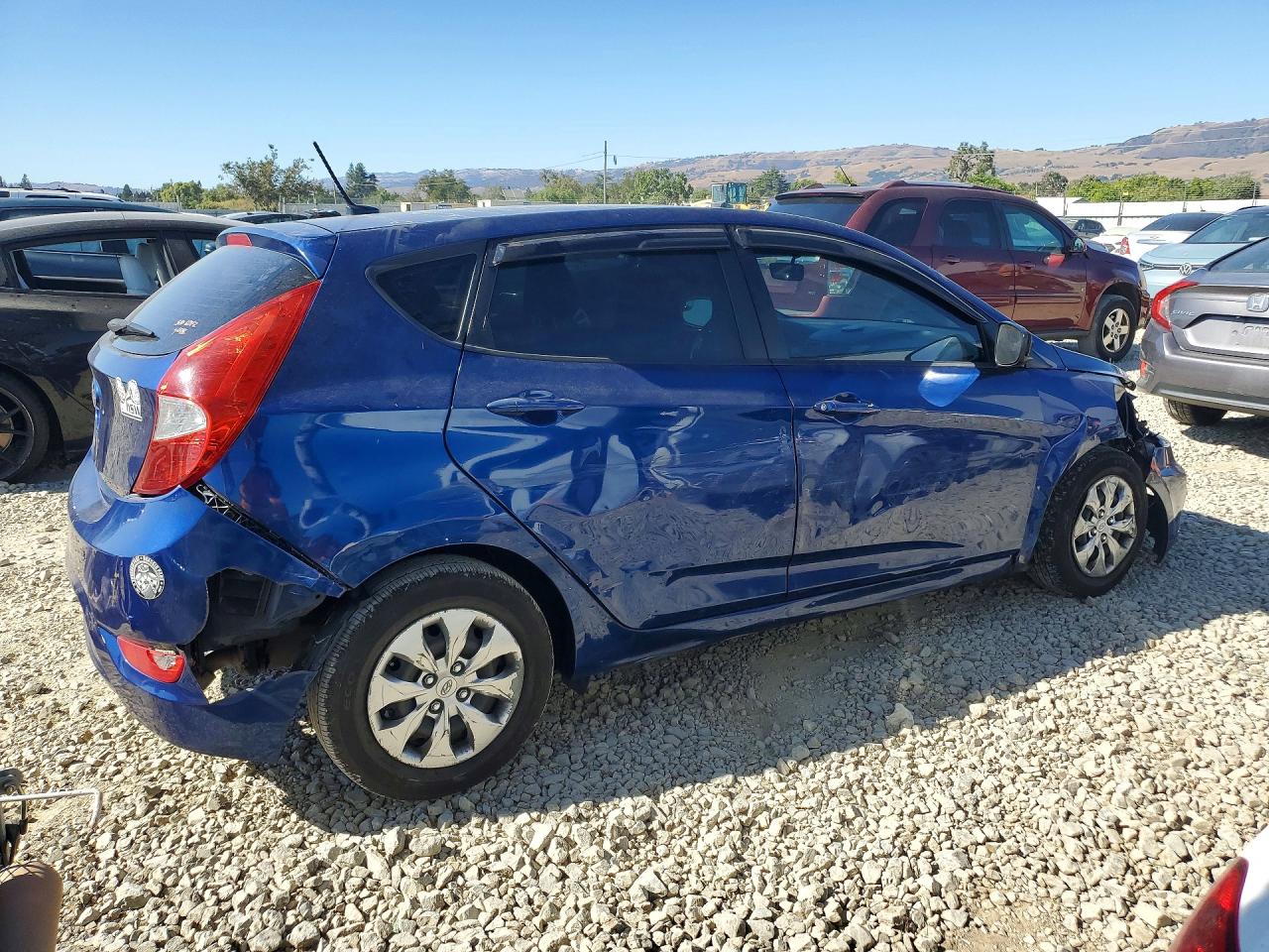 2015 Hyundai Accent Gs Blue vin: KMHCT5AE8FU217966