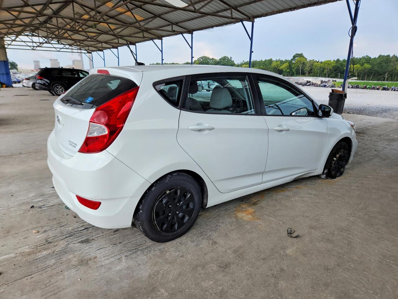 2016 Hyundai Accent Se Белый vin: KMHCT5AE8GU243940