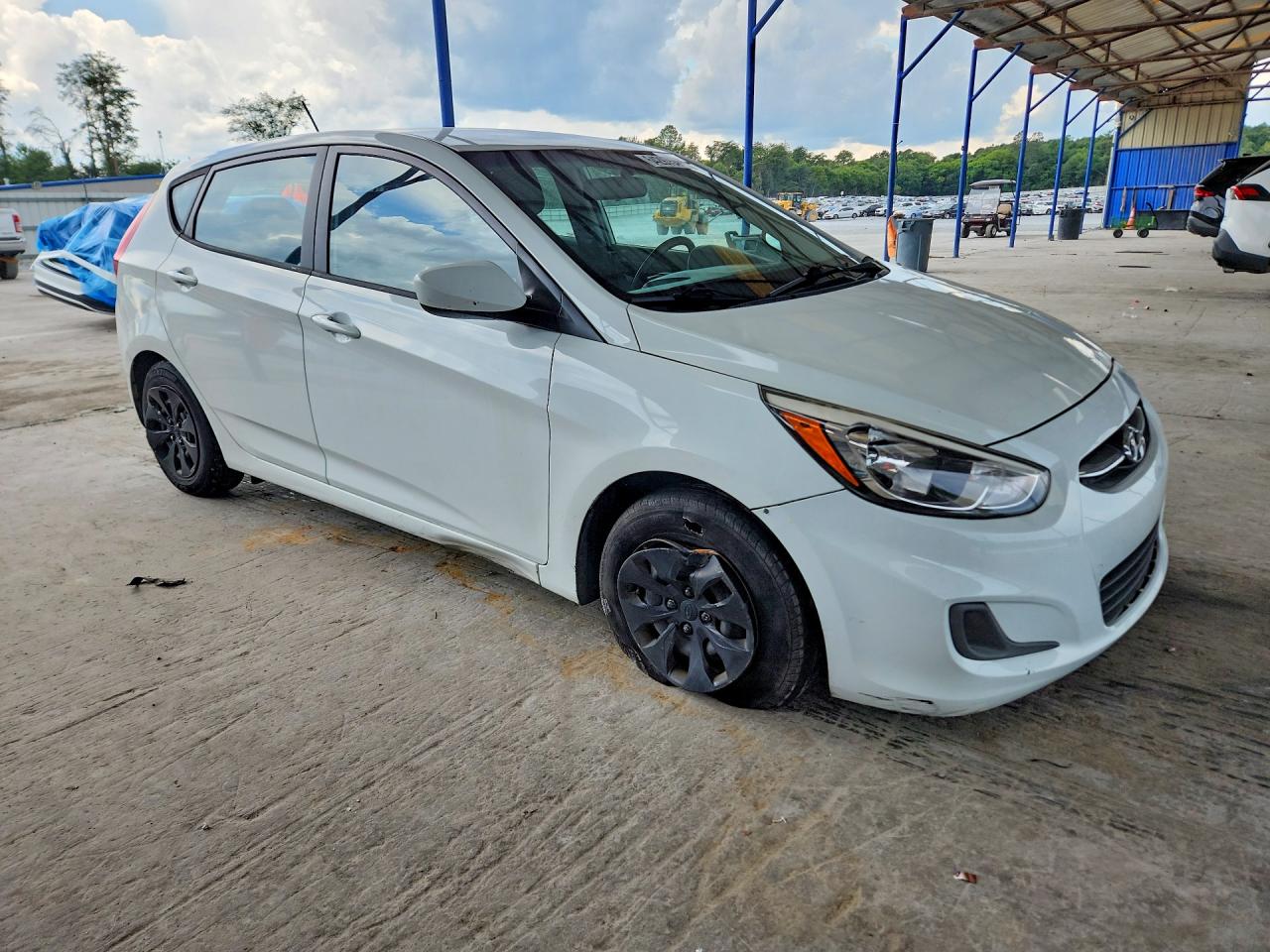 2016 Hyundai Accent Se Белый vin: KMHCT5AE8GU243940