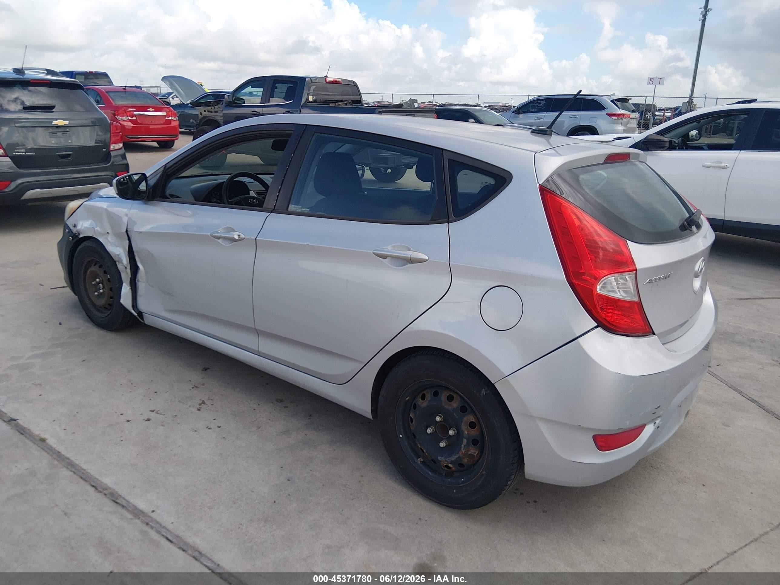 2016 Hyundai Accent Se Серебряный vin: KMHCT5AE8GU259863