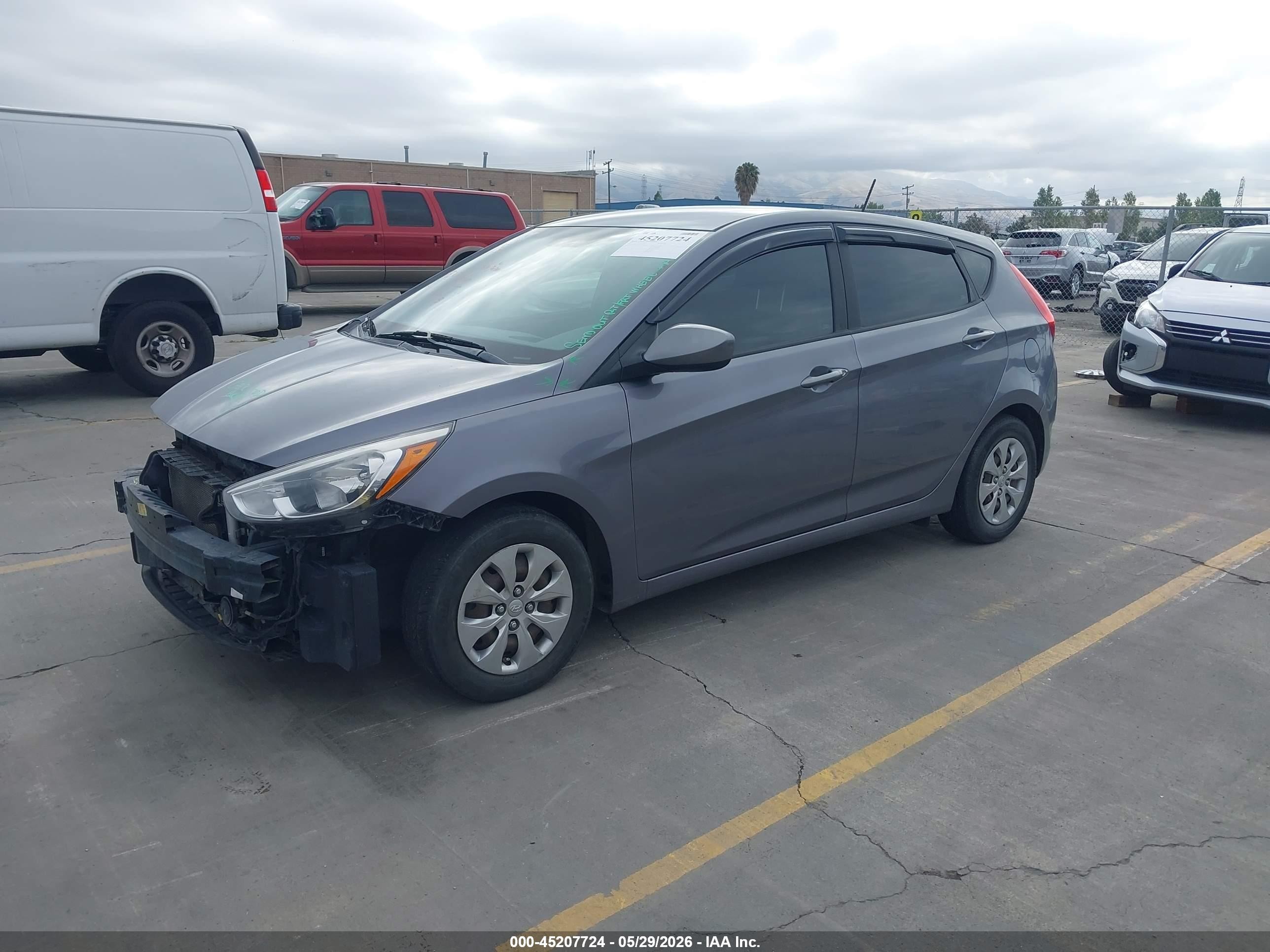 2016 Hyundai Accent Se Gray vin: KMHCT5AE8GU283807