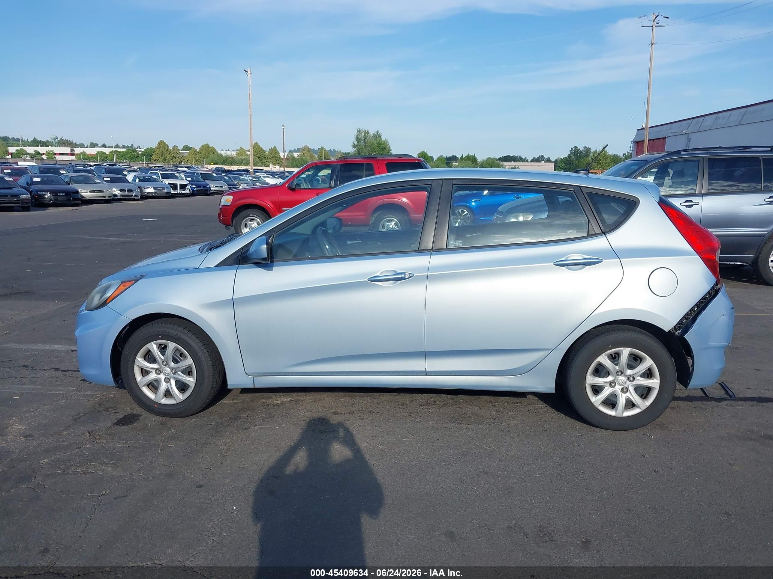 2012 Hyundai Accent Gs Light Blue vin: KMHCT5AE9CU011647
