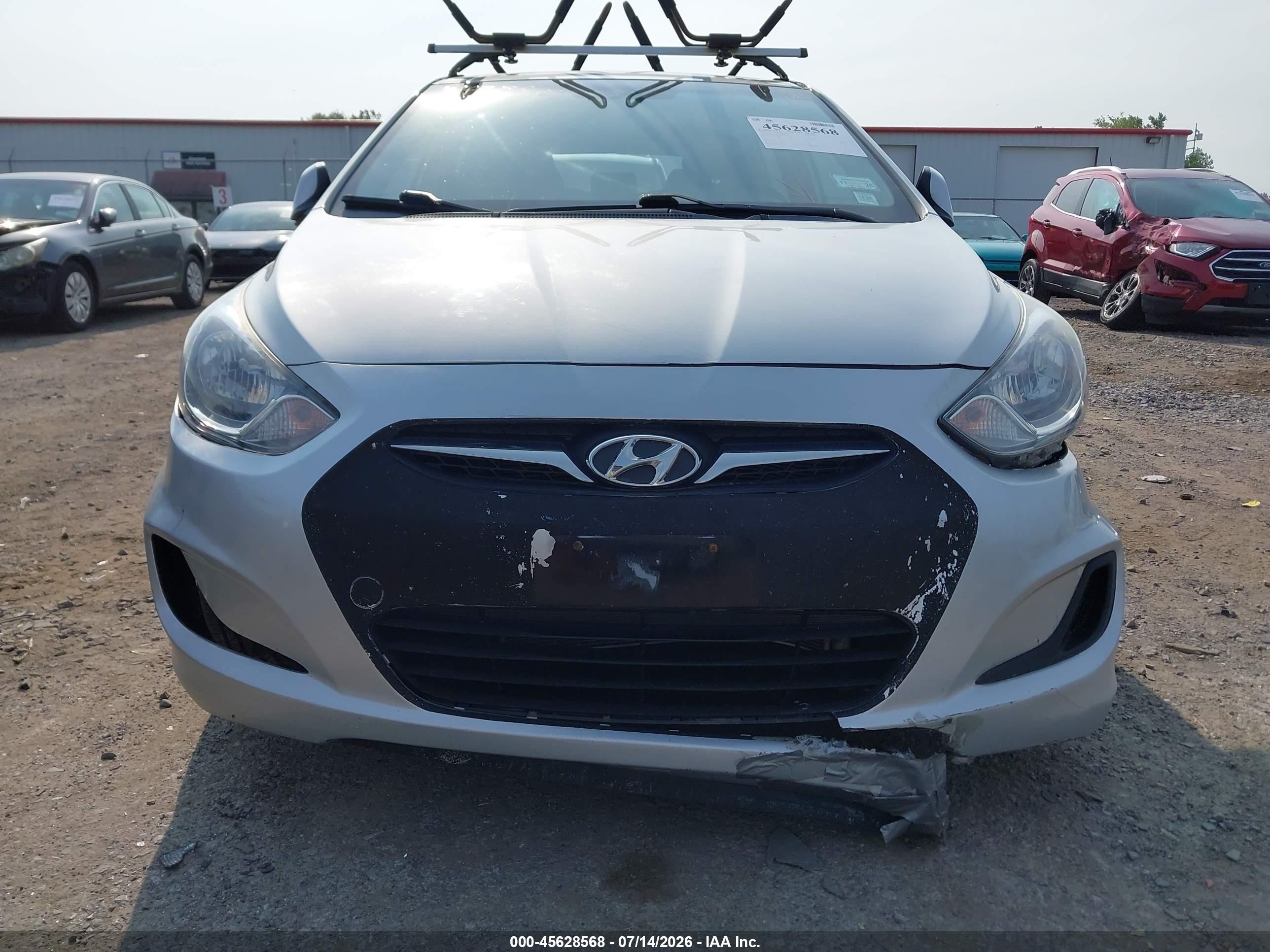 2012 Hyundai Accent Gs Silver vin: KMHCT5AE9CU043627