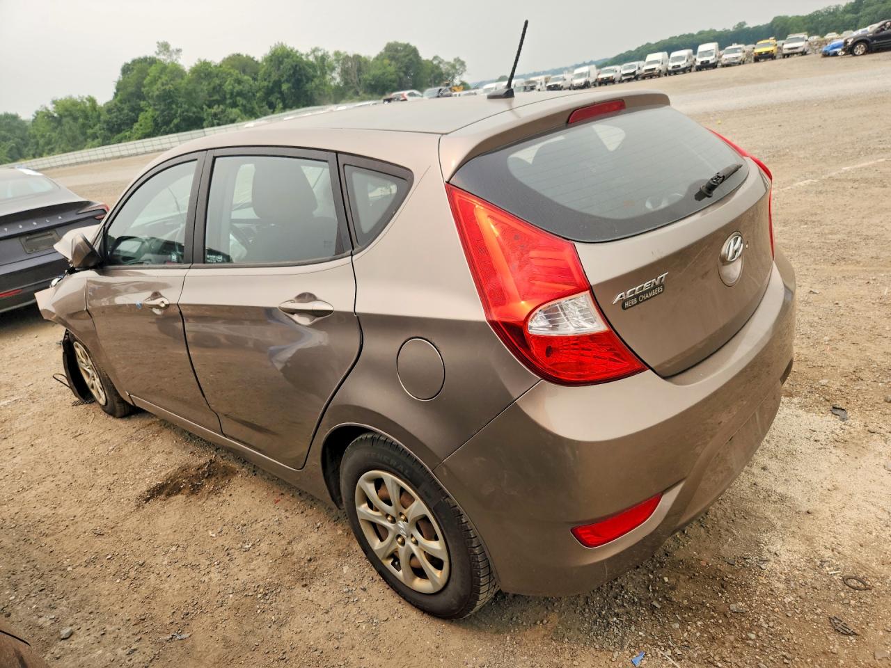 2012 Hyundai Accent Gs Tan vin: KMHCT5AE9CU047161