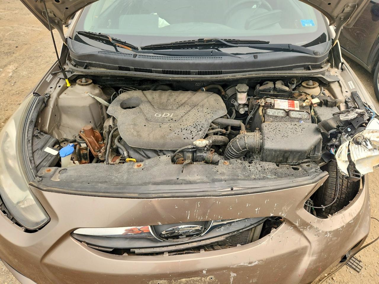 2012 Hyundai Accent Gs Tan vin: KMHCT5AE9CU047161