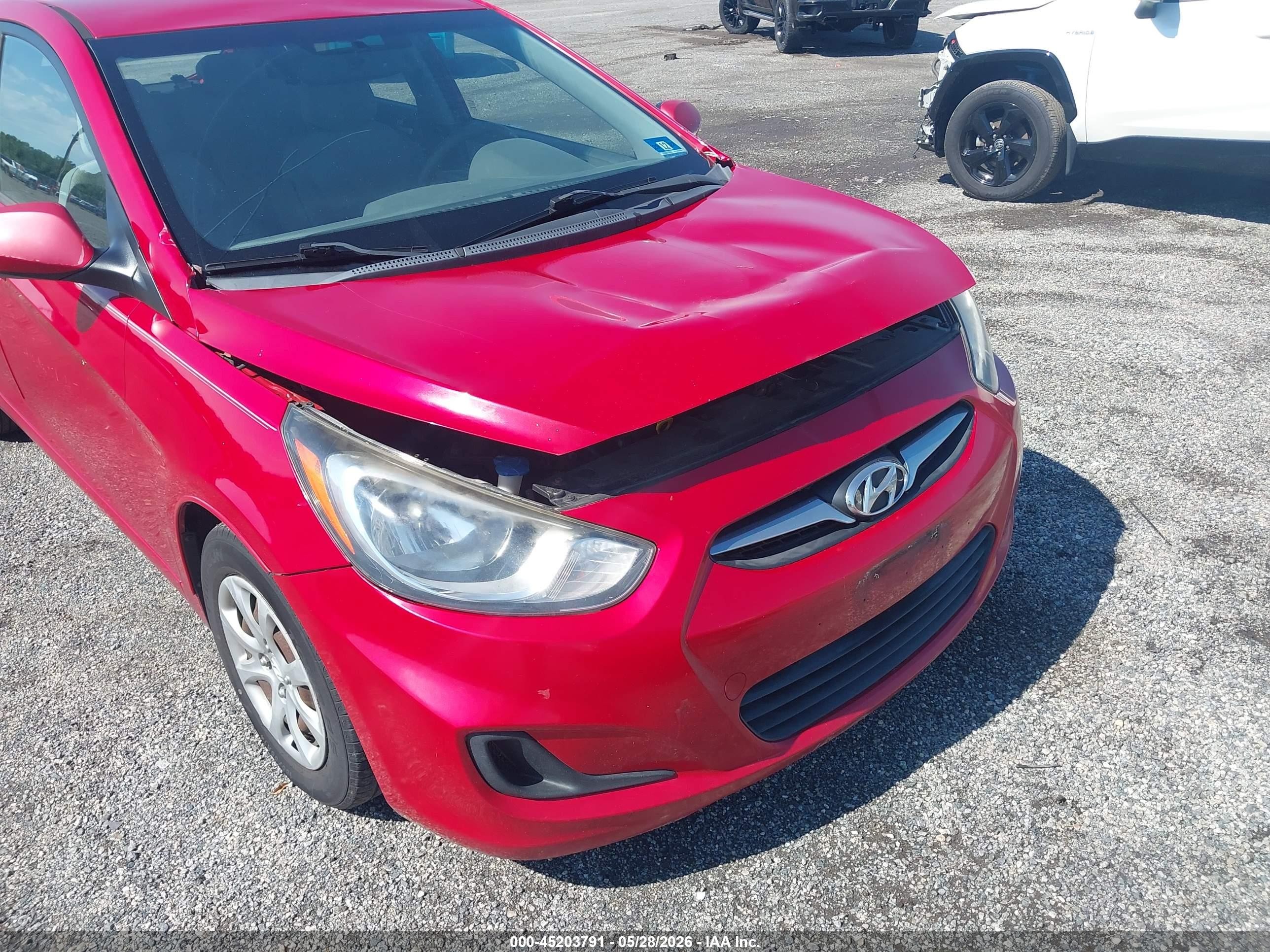 2013 Hyundai Accent Gs Red vin: KMHCT5AE9DU081764