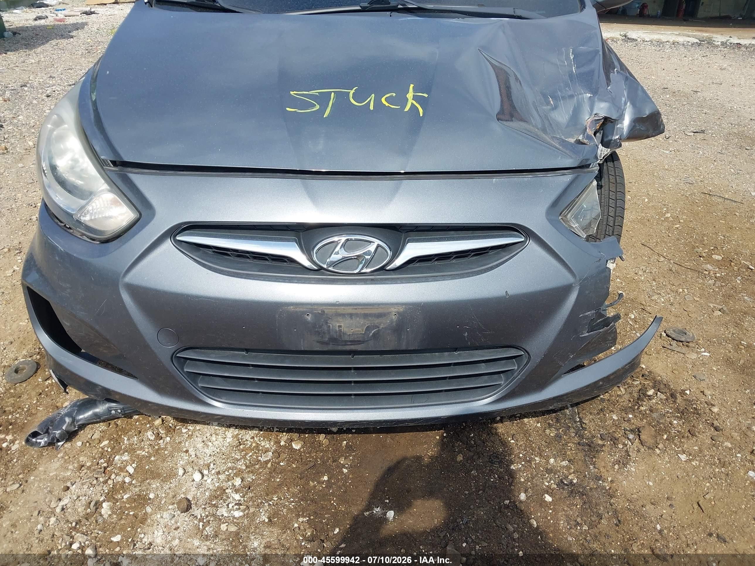 2013 Hyundai Accent Gs Gray vin: KMHCT5AE9DU090089