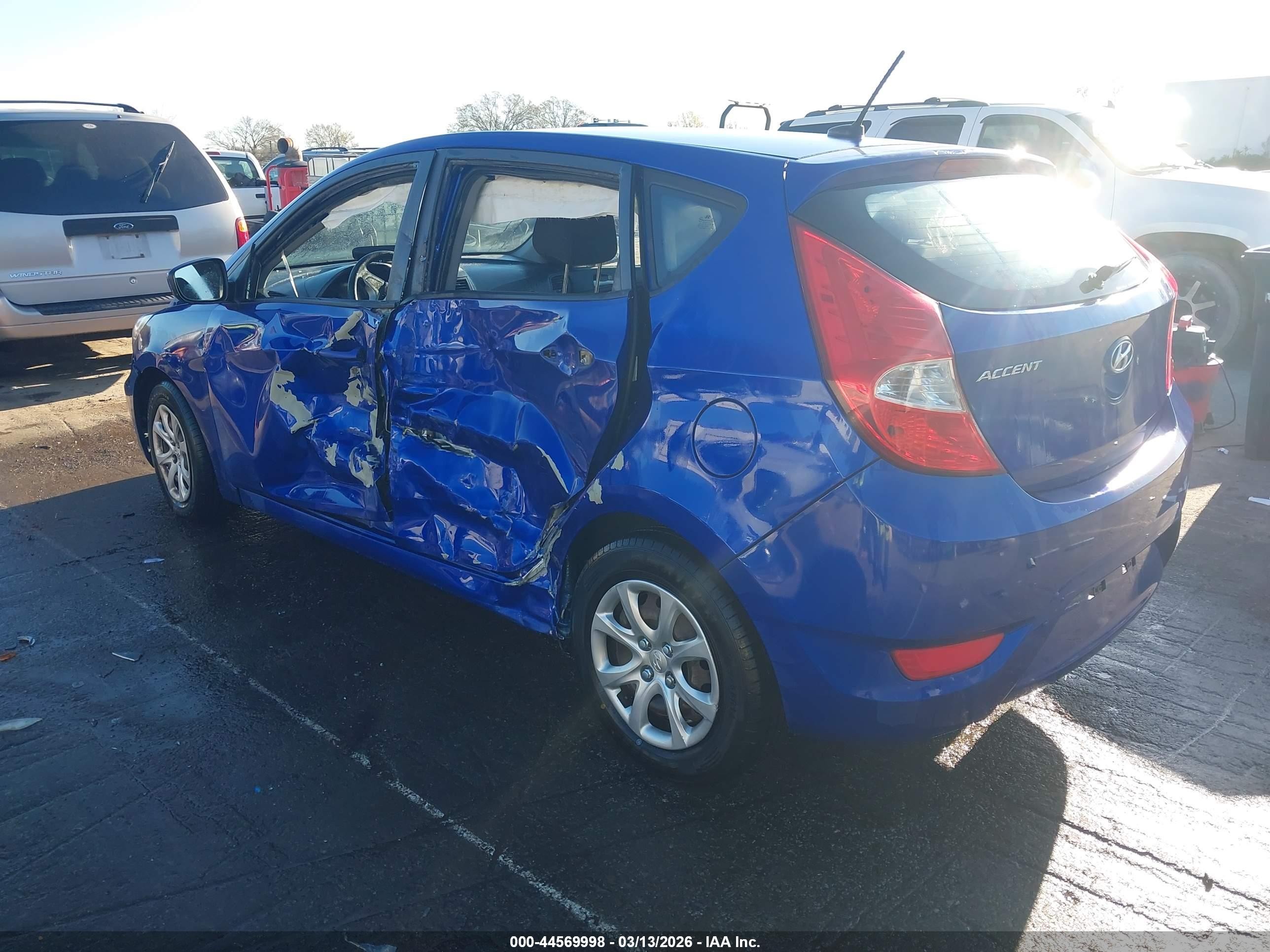 2013 Hyundai Accent Gs Синий vin: KMHCT5AE9DU127500