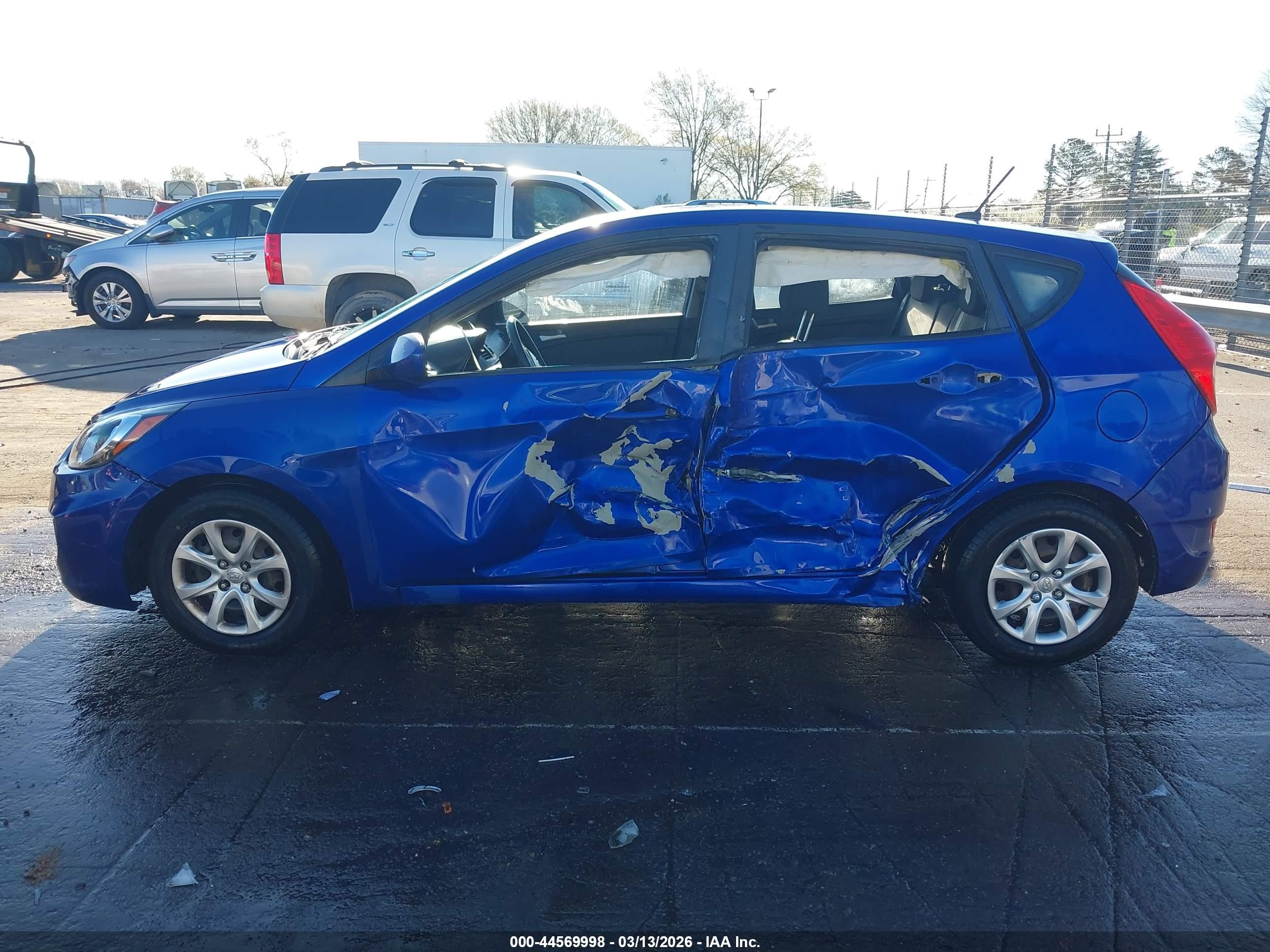 2013 Hyundai Accent Gs Синий vin: KMHCT5AE9DU127500