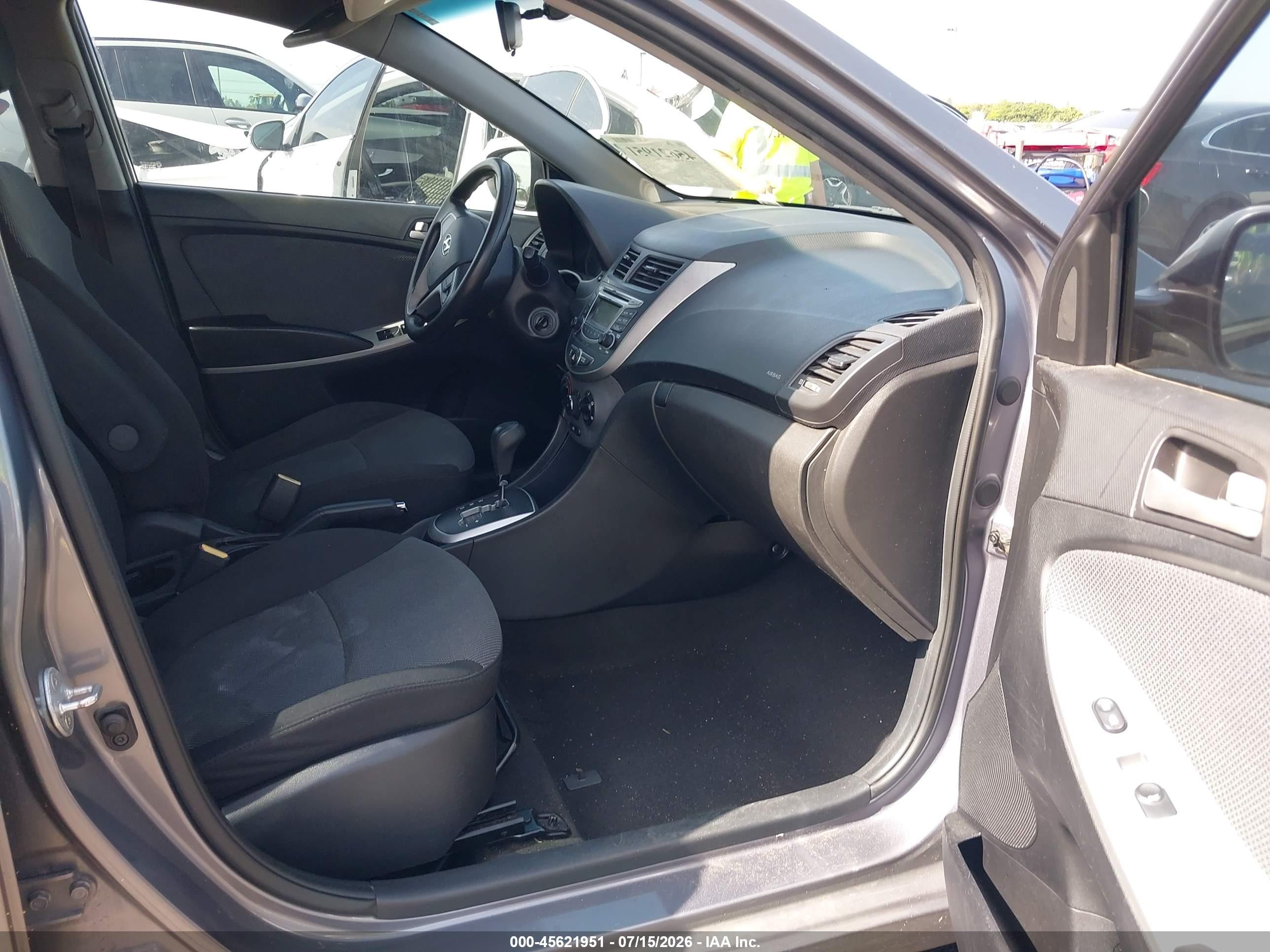 2013 Hyundai Accent Gs Gray vin: KMHCT5AE9DU129103