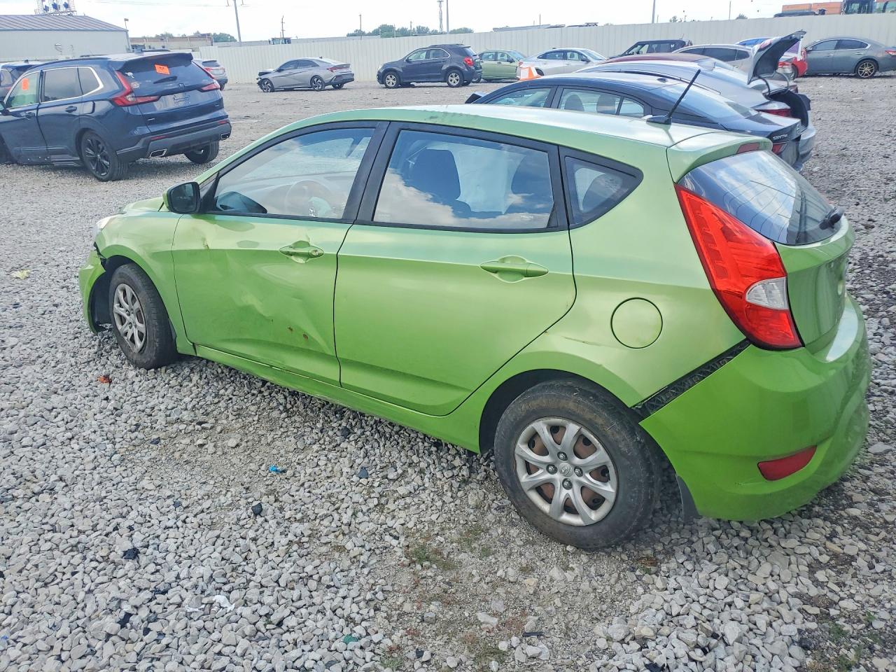 2013 Hyundai Accent Gs Green vin: KMHCT5AE9DU138917