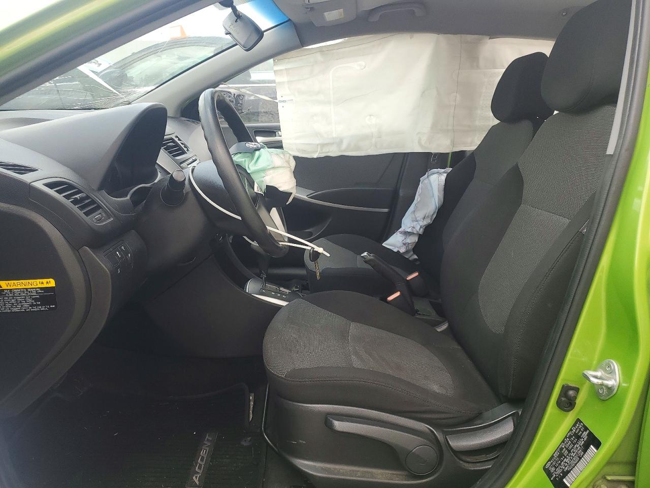 2013 Hyundai Accent Gs Green vin: KMHCT5AE9DU138917