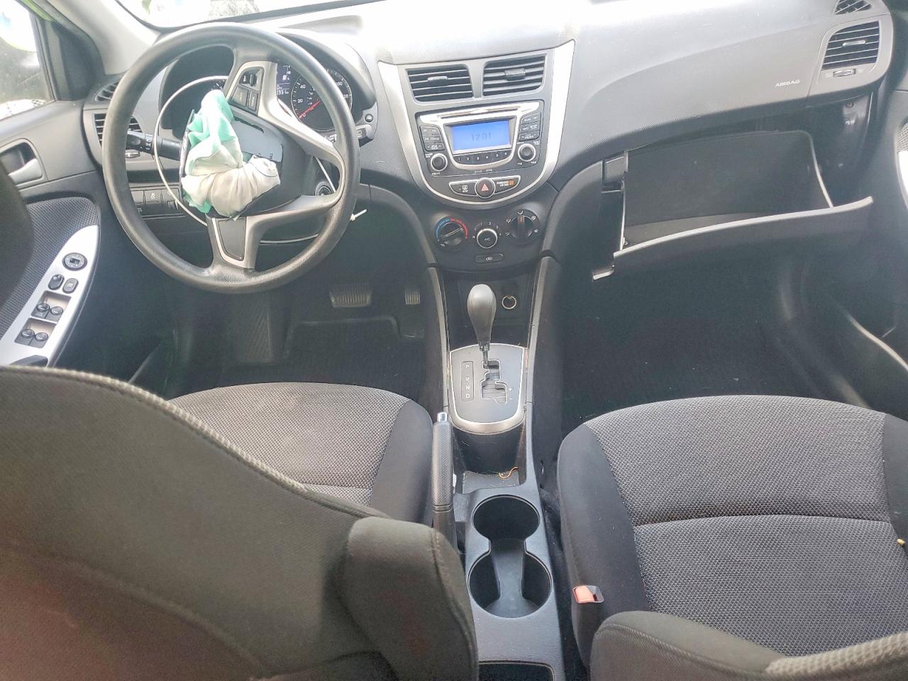 2013 Hyundai Accent Gs Green vin: KMHCT5AE9DU138917