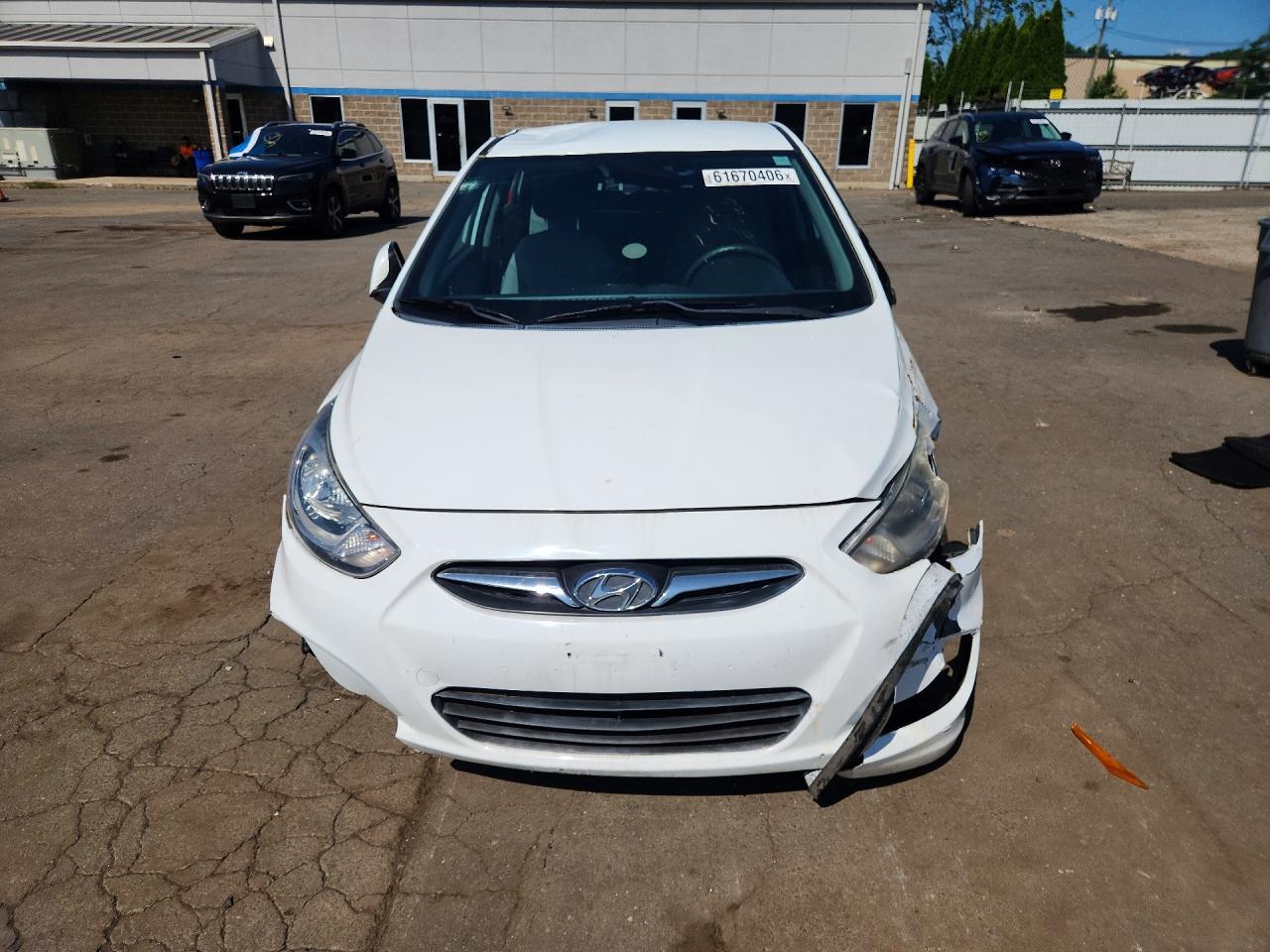 2014 Hyundai Accent Gs White vin: KMHCT5AE9EU142922