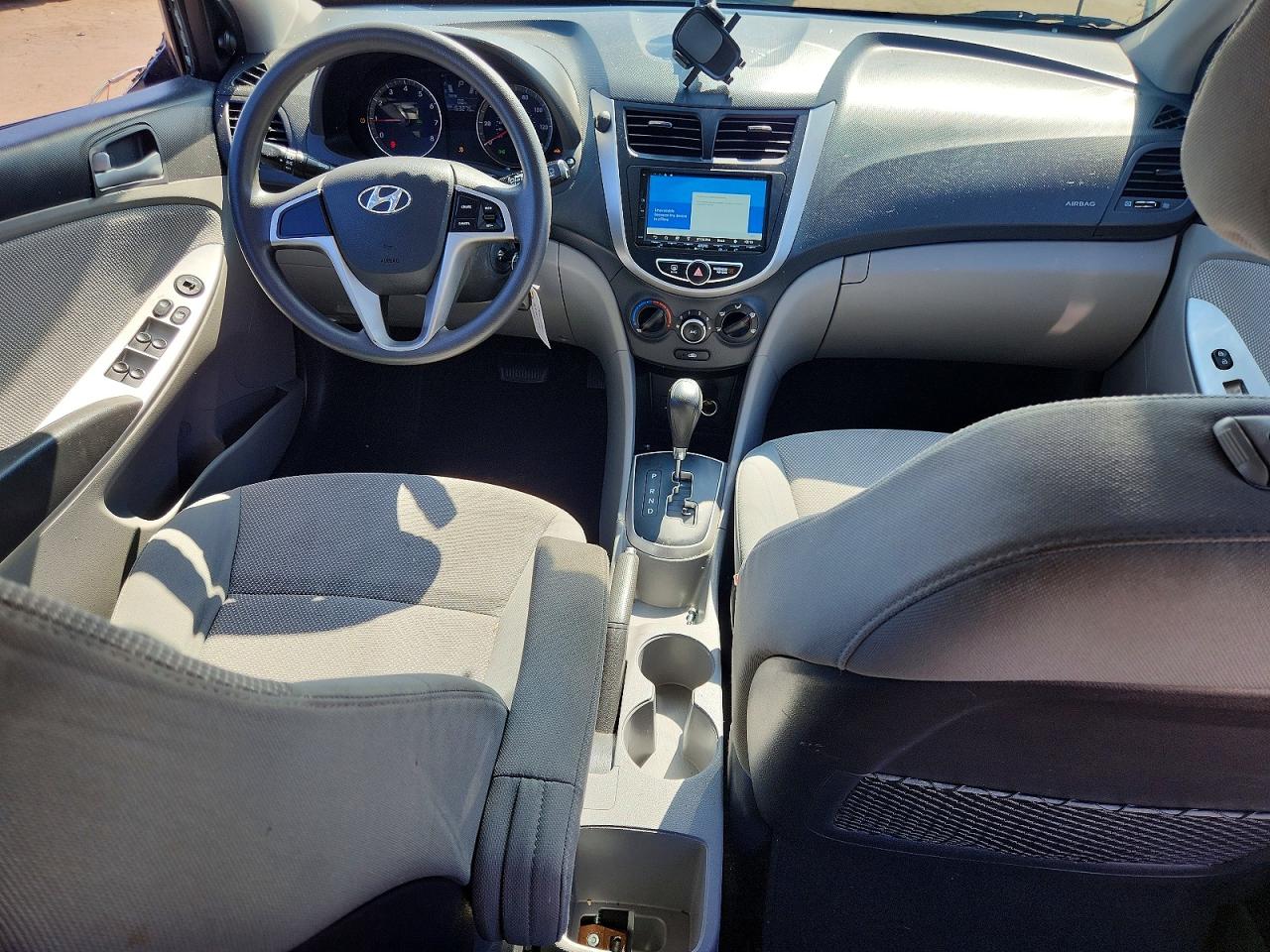 2014 Hyundai Accent Gs White vin: KMHCT5AE9EU142922