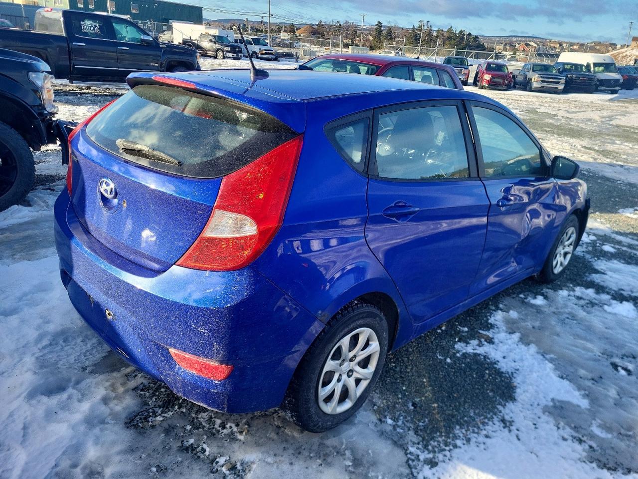 2014 Hyundai Accent Gls Blue vin: KMHCT5AE9EU184992