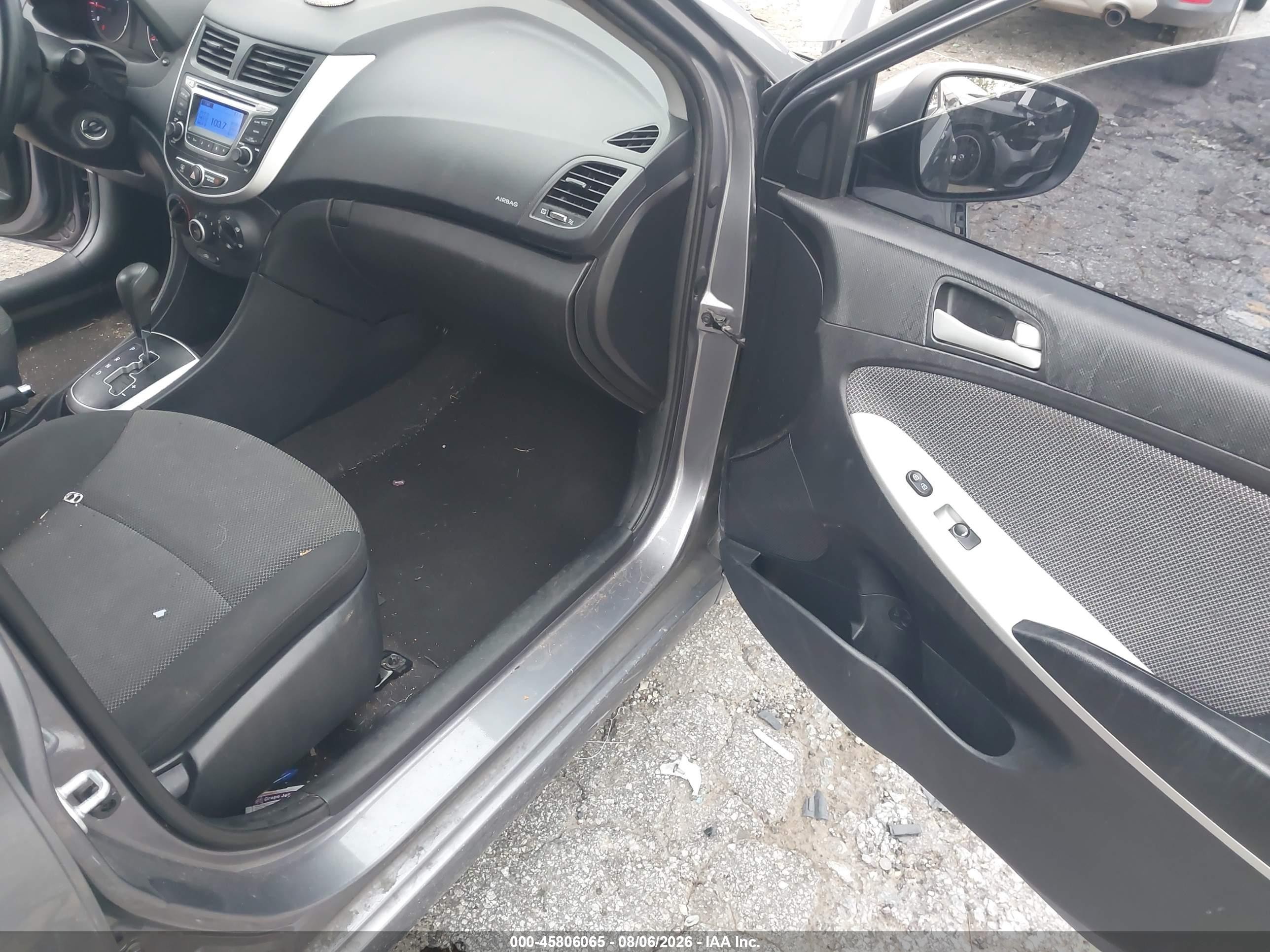 2014 Hyundai Accent Gs Серый vin: KMHCT5AE9EU194132