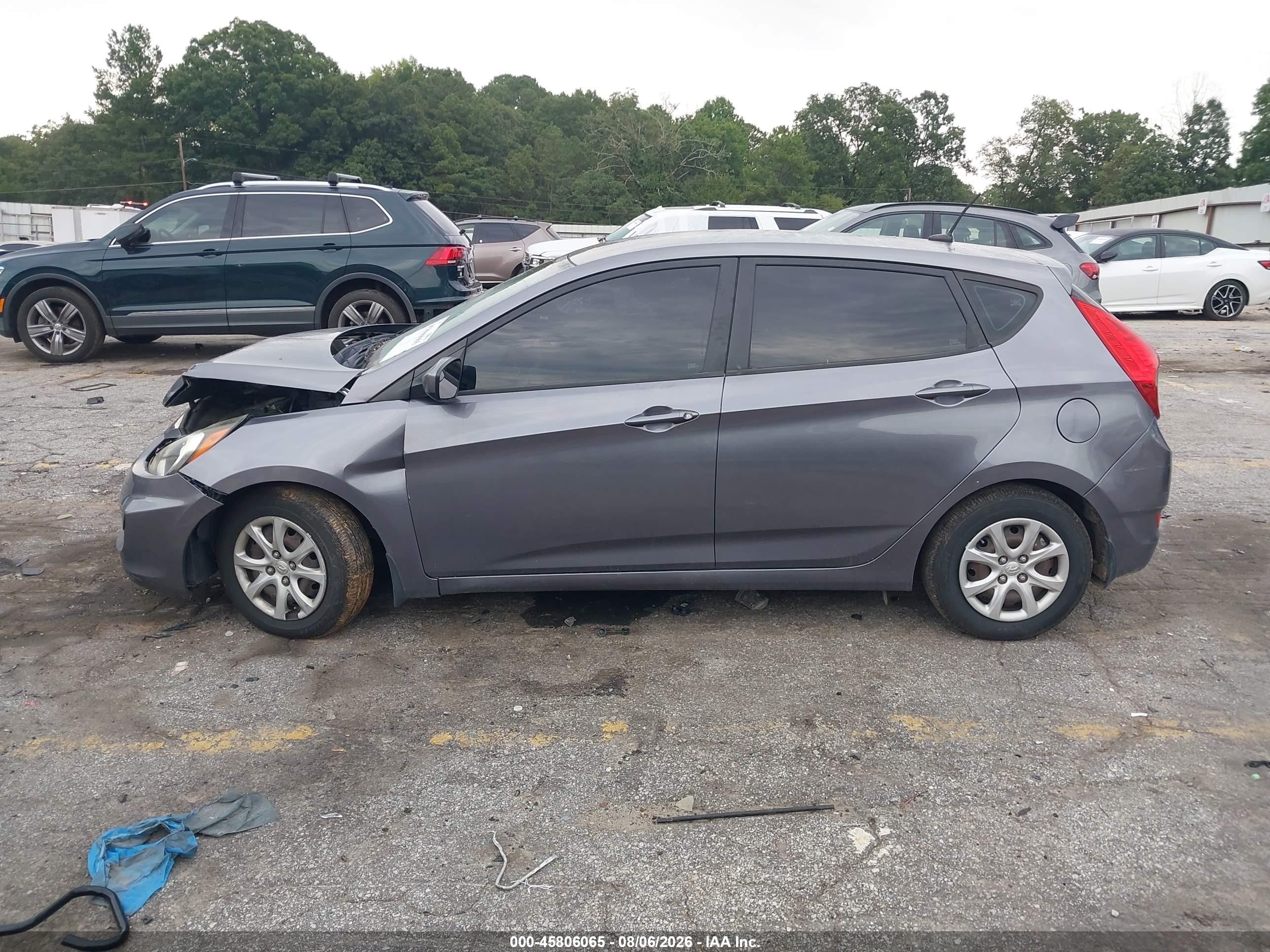 2014 Hyundai Accent Gs Серый vin: KMHCT5AE9EU194132