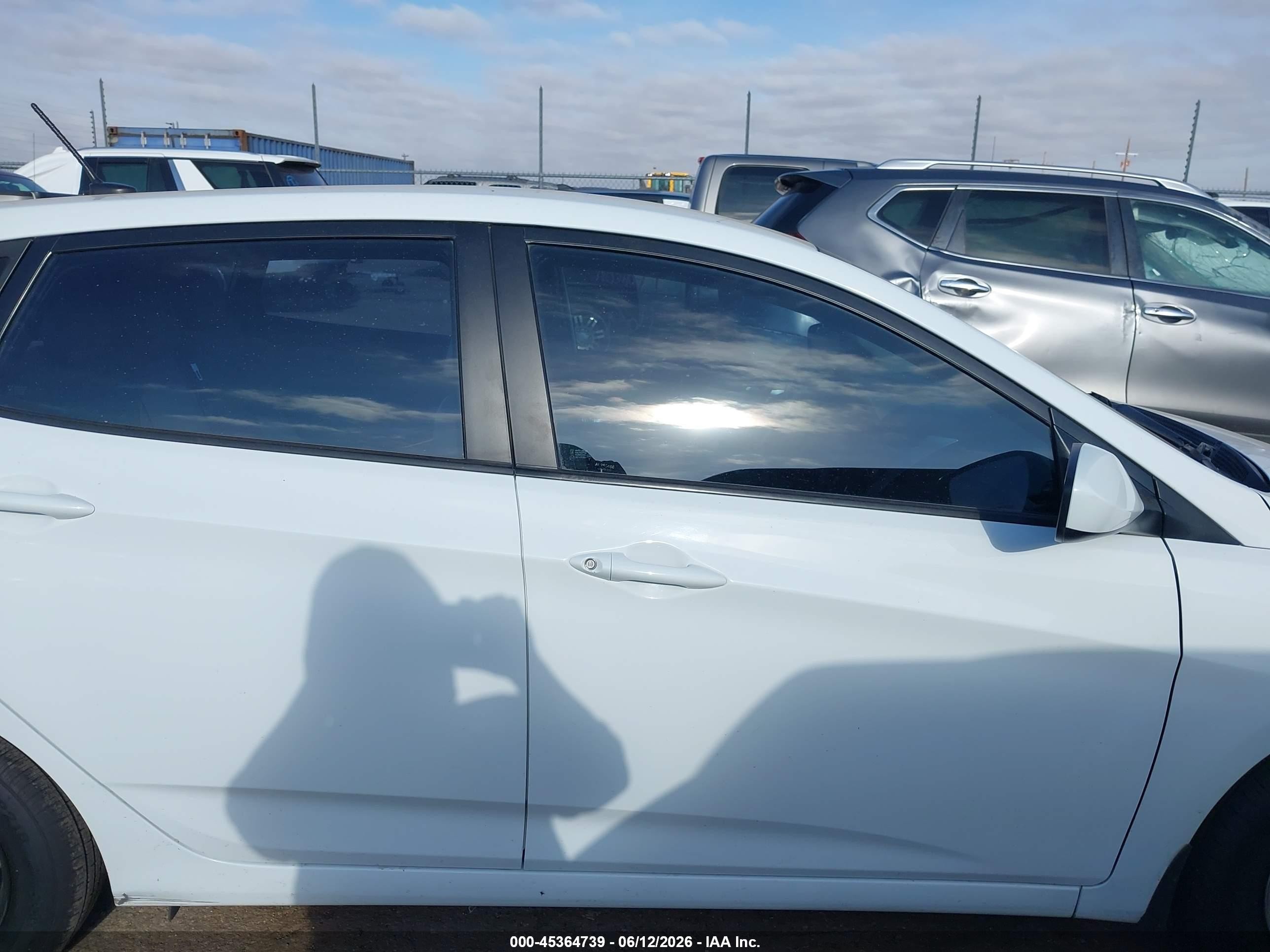 2015 Hyundai Accent Gs White vin: KMHCT5AE9FU201467