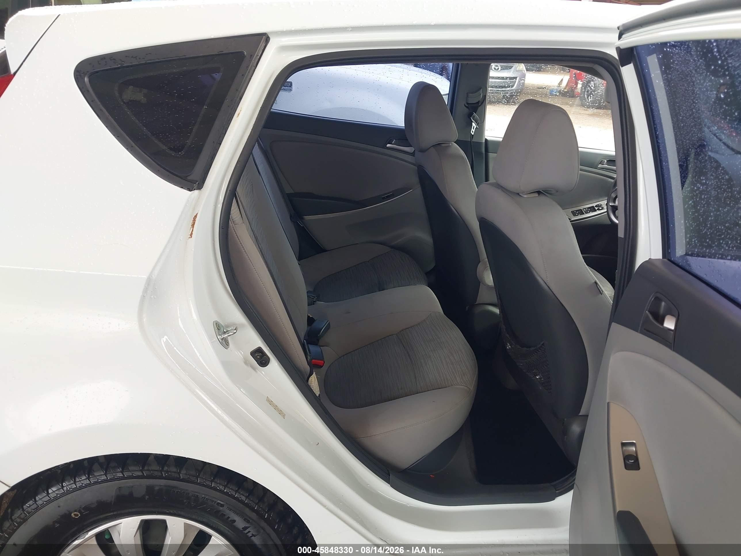 2015 Hyundai Accent Gs White vin: KMHCT5AE9FU205955