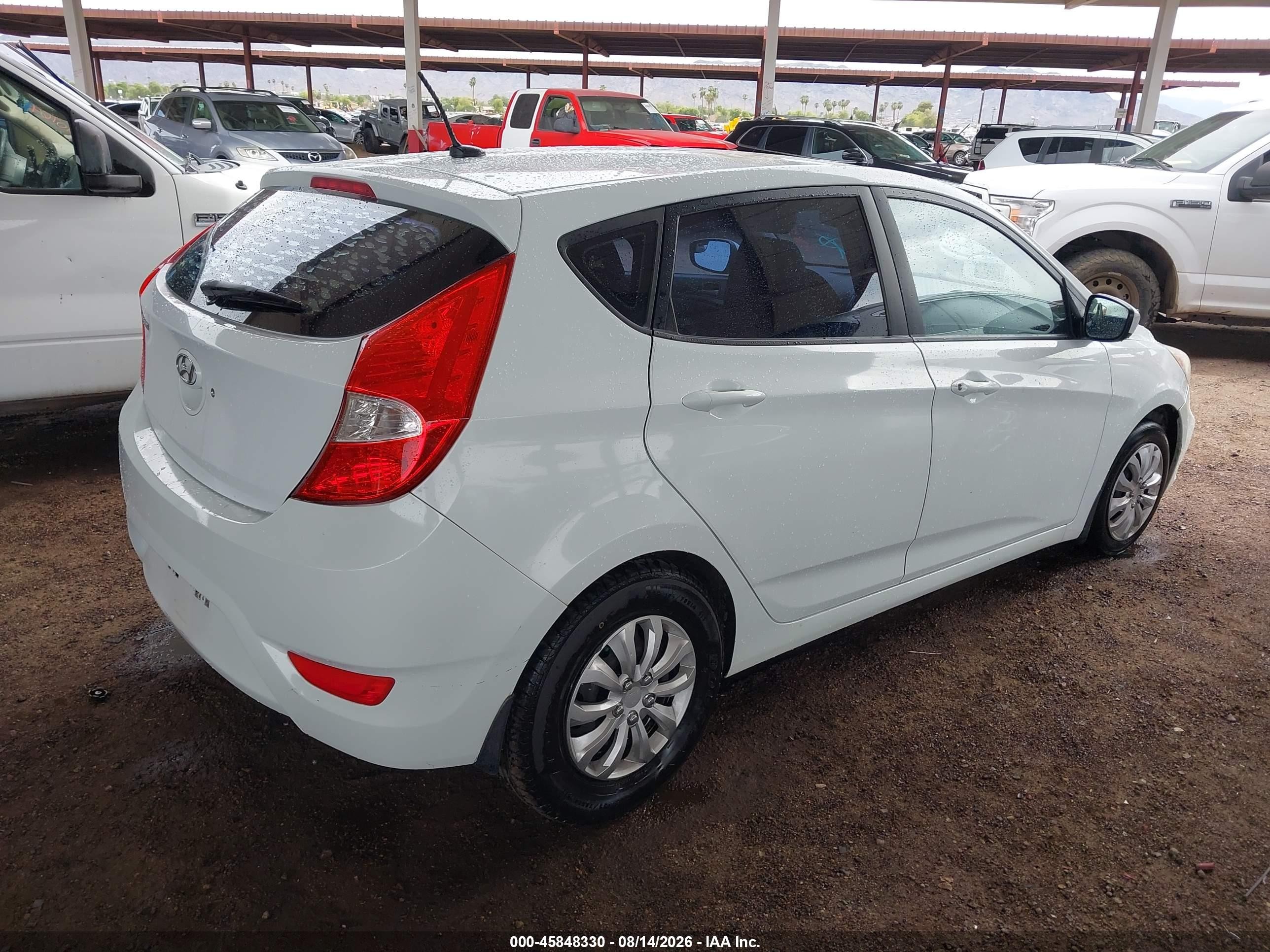2015 Hyundai Accent Gs White vin: KMHCT5AE9FU205955
