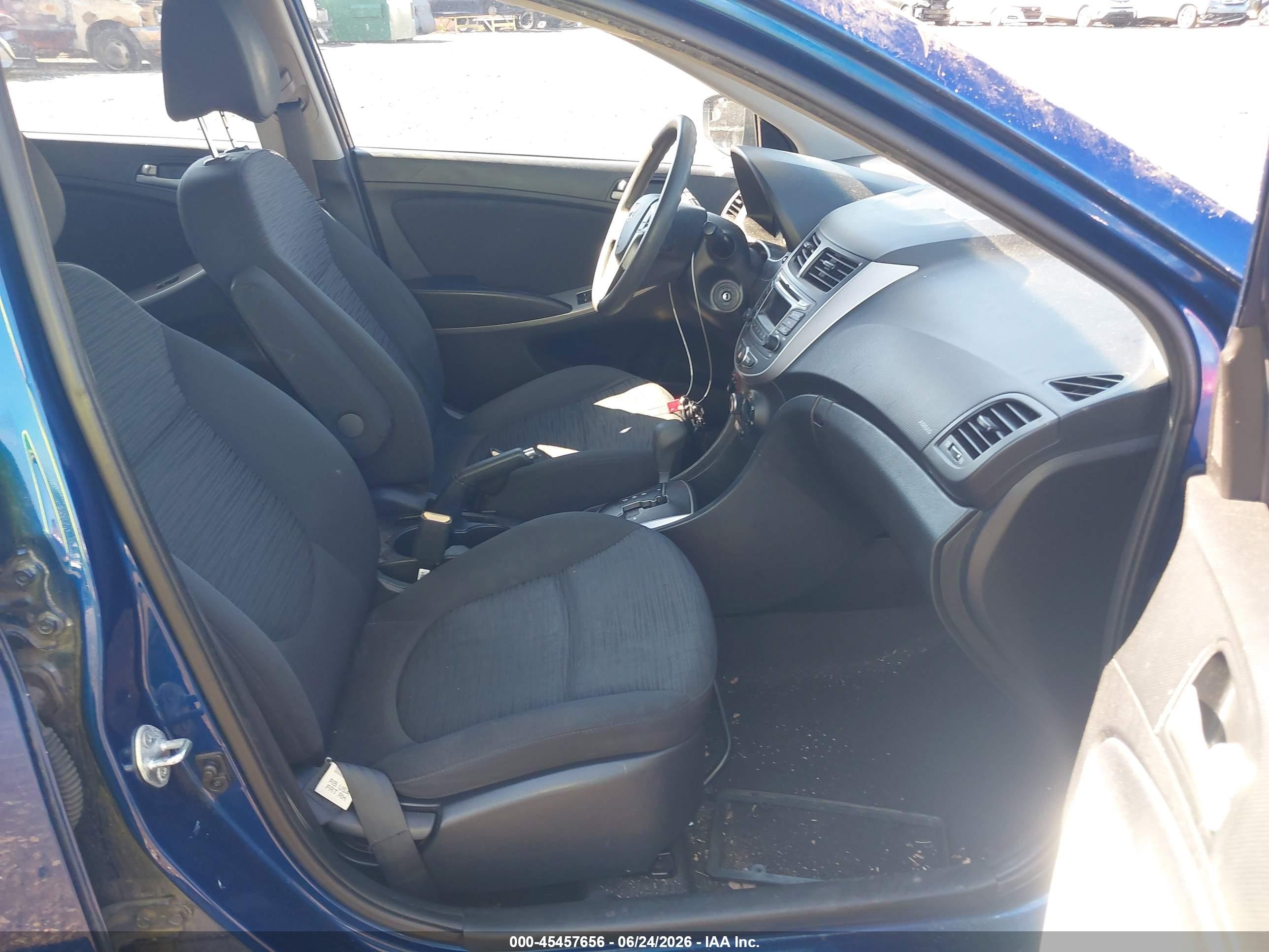 2015 Hyundai Accent Gs Blue vin: KMHCT5AE9FU213697