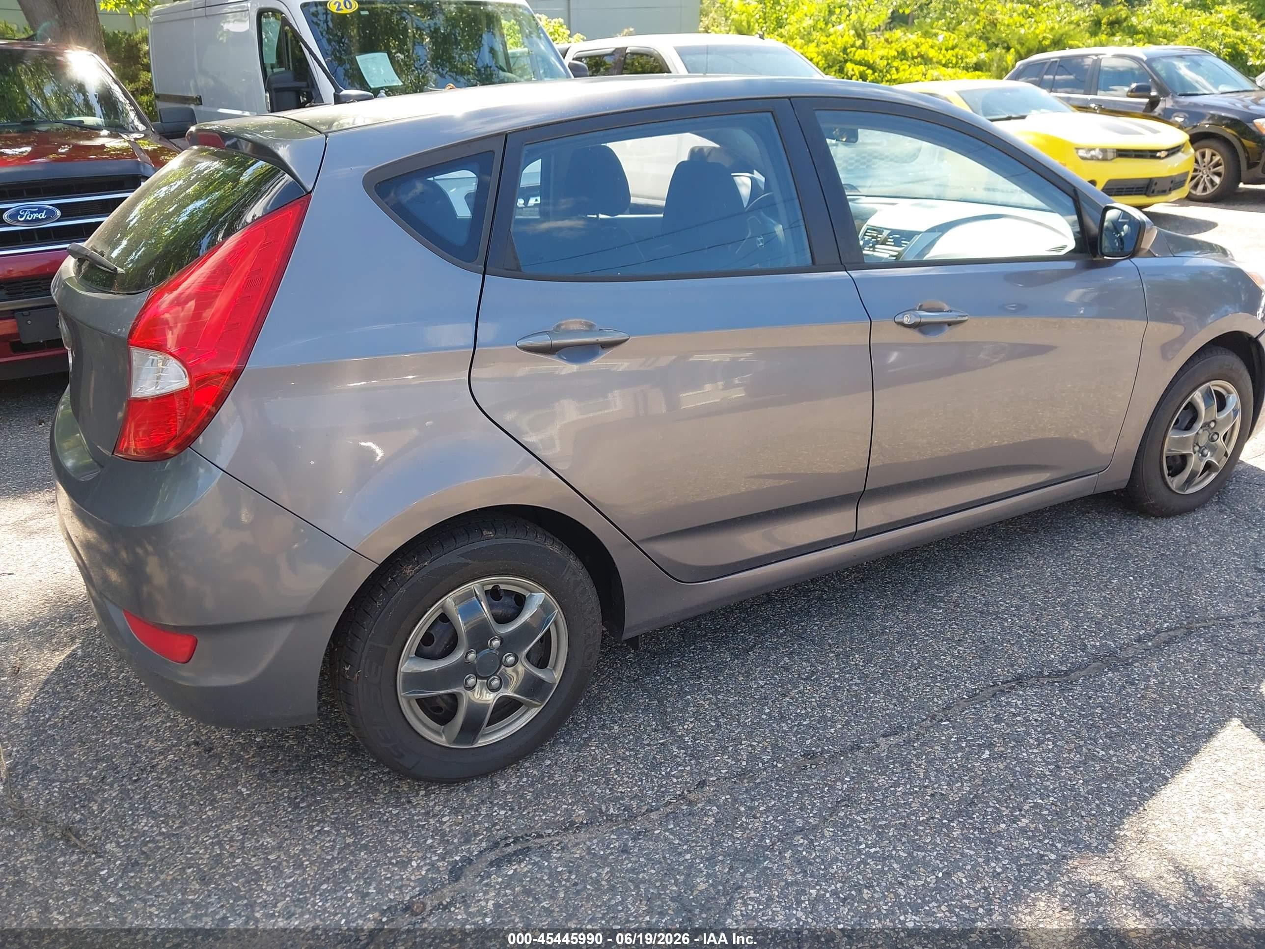 2015 Hyundai Accent Gs Gray vin: KMHCT5AE9FU224263