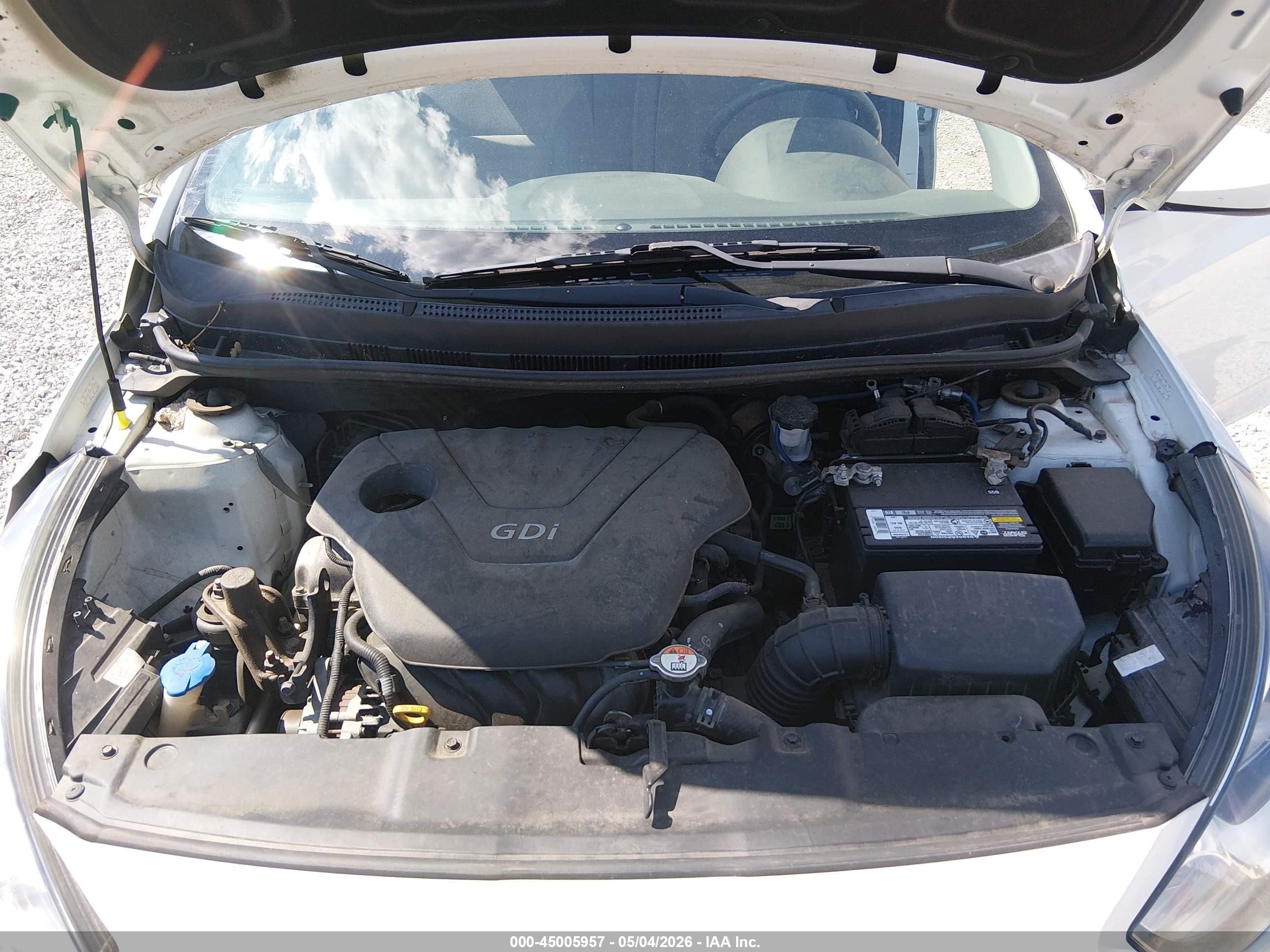 2012 Hyundai Accent Gs White vin: KMHCT5AEXCU027131