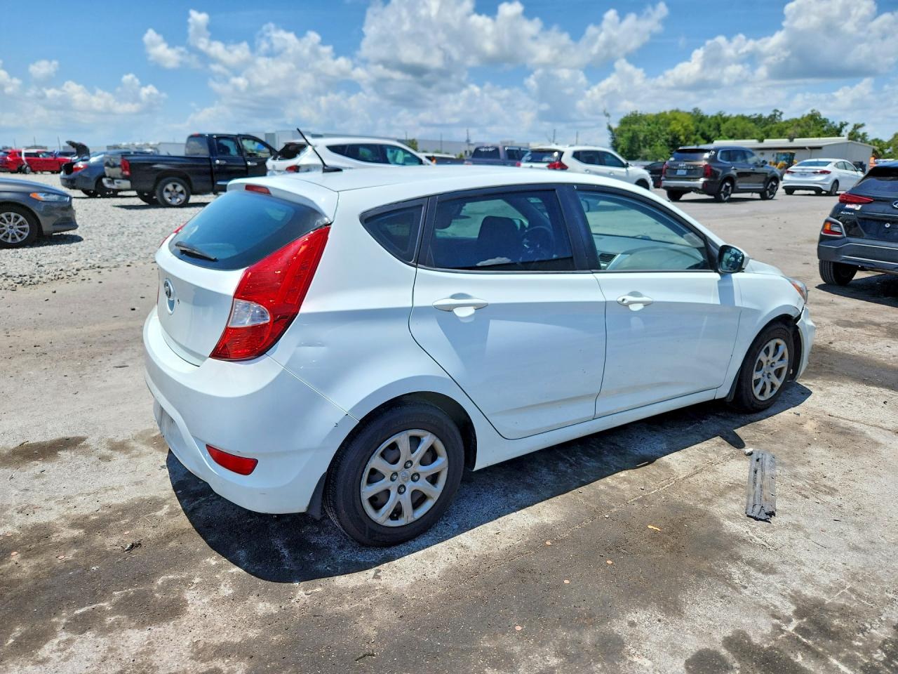 2012 Hyundai Accent Gs Белый vin: KMHCT5AEXCU049288