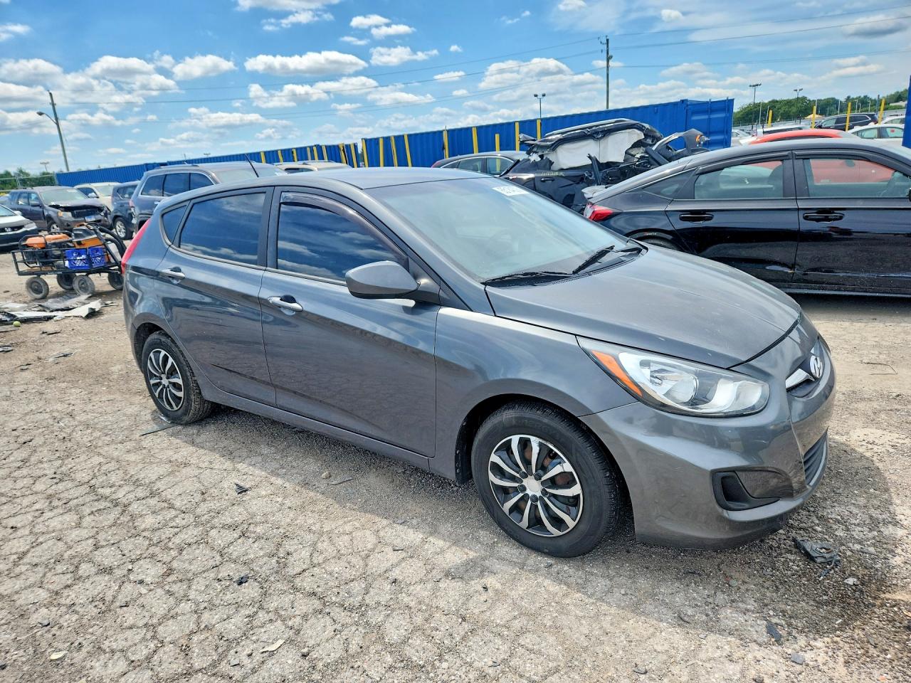 2013 Hyundai Accent Gray vin: KMHCT5AEXDU100449