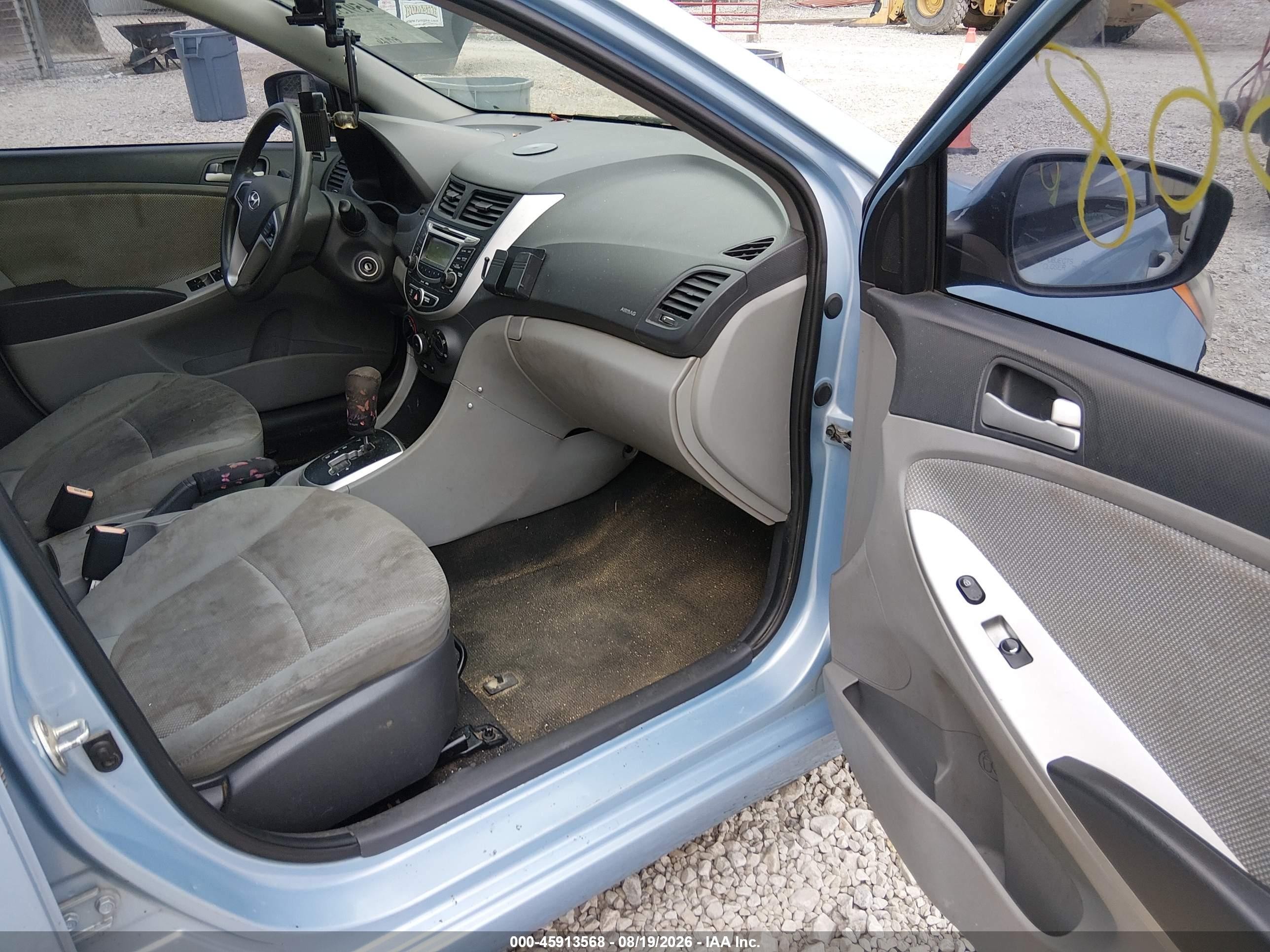 2013 Hyundai Accent Gs Blue vin: KMHCT5AEXDU107286