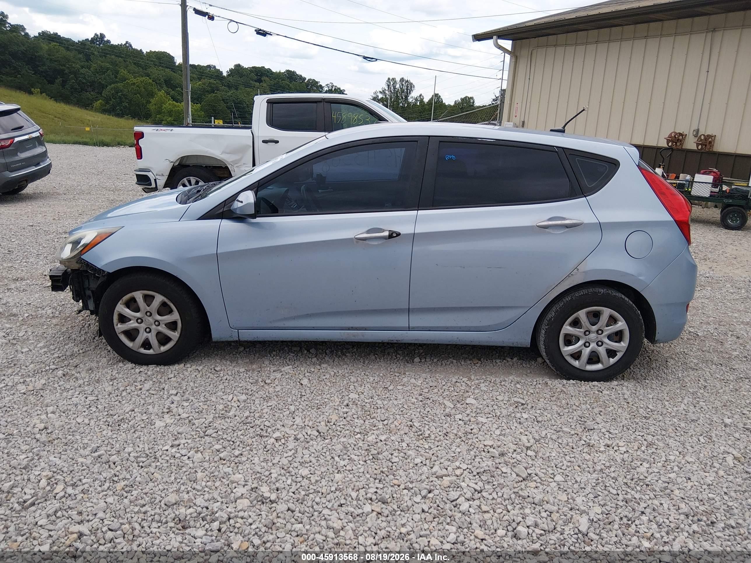 2013 Hyundai Accent Gs Blue vin: KMHCT5AEXDU107286