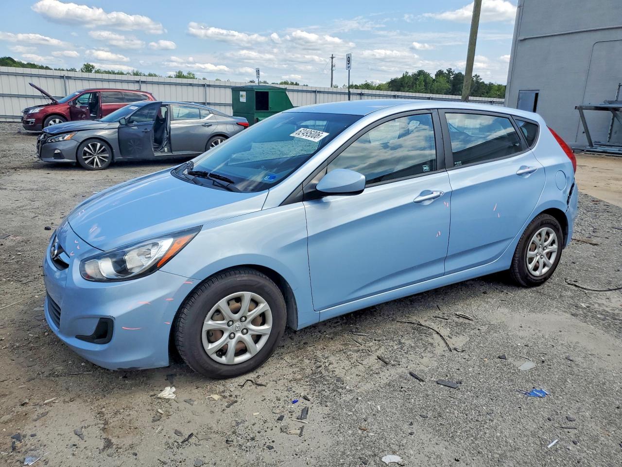 2013 Hyundai Accent Gs Blue vin: KMHCT5AEXDU114352