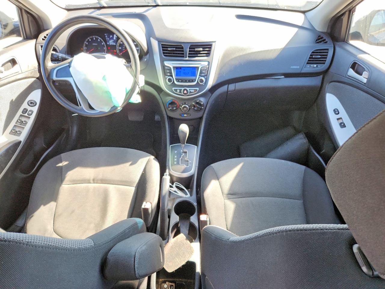 2014 Hyundai Accent Gs Silver vin: KMHCT5AEXEU145263