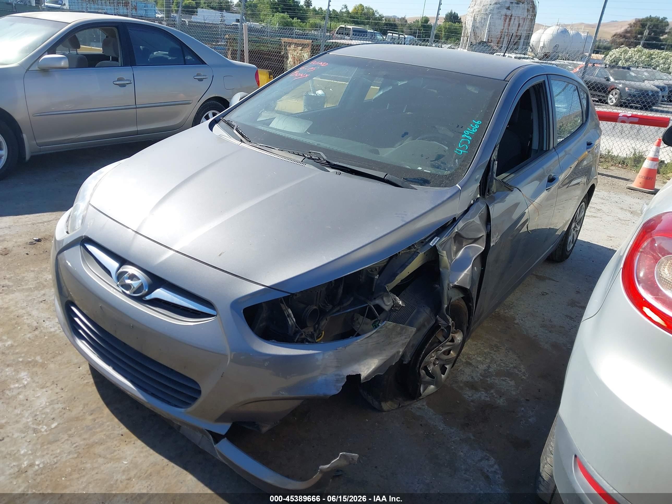 2014 Hyundai Accent Gs Gray vin: KMHCT5AEXEU151175