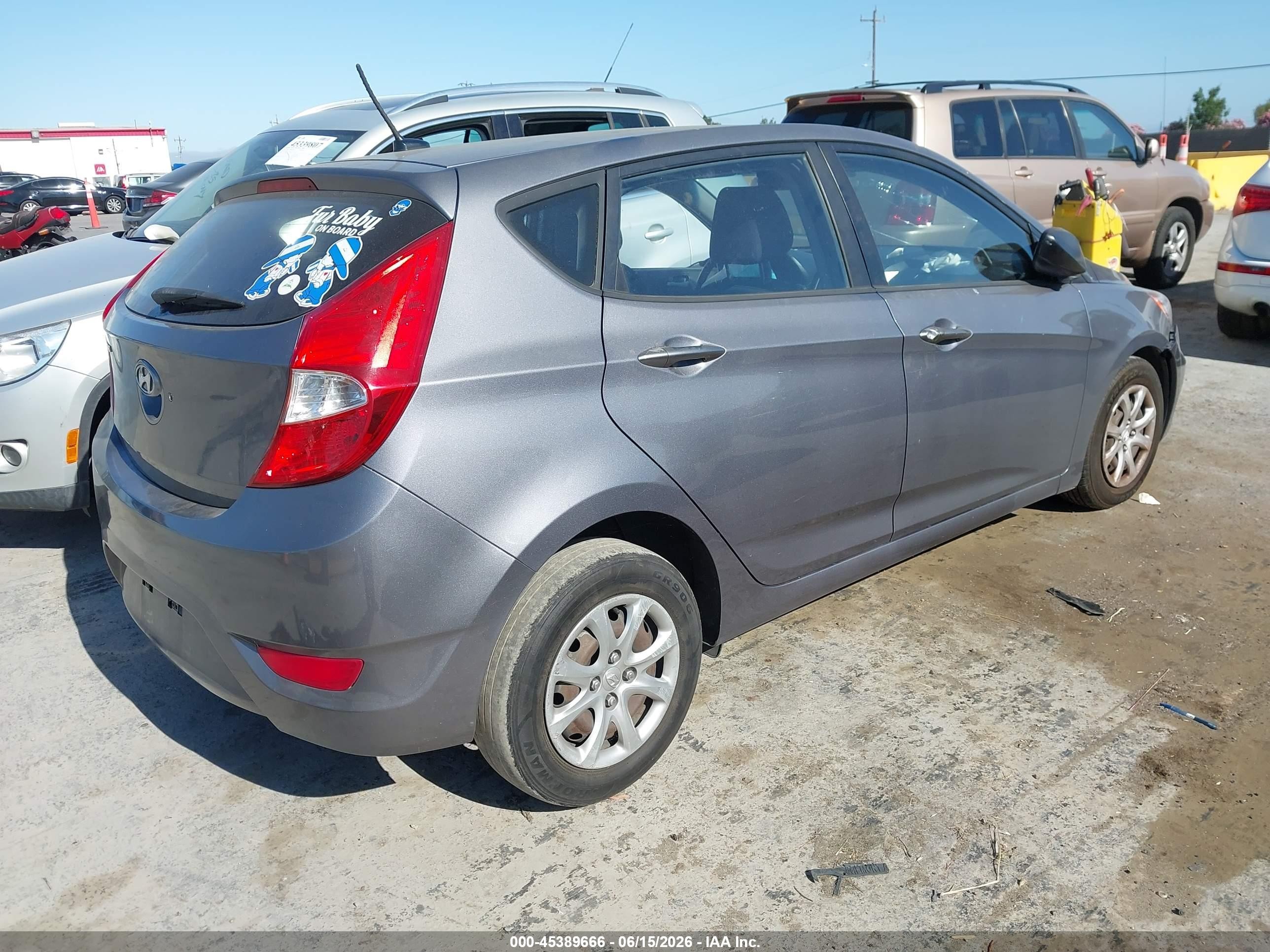 2014 Hyundai Accent Gs Gray vin: KMHCT5AEXEU151175