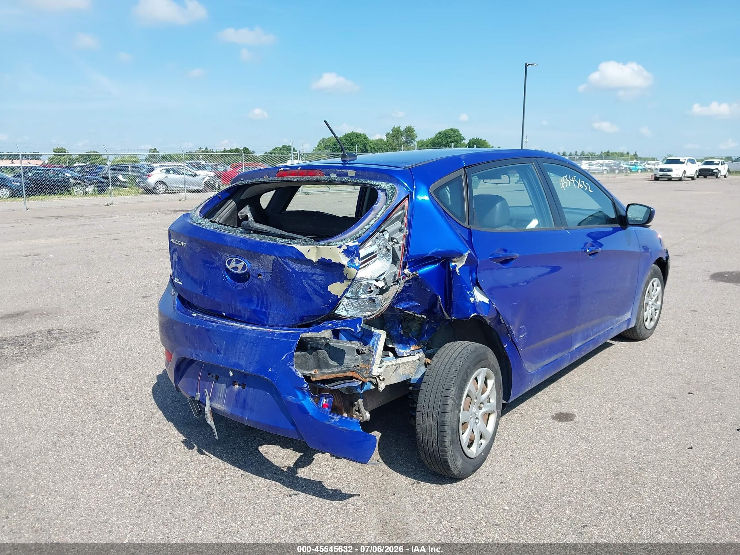 2014 Hyundai Accent Gs Blue vin: KMHCT5AEXEU173046