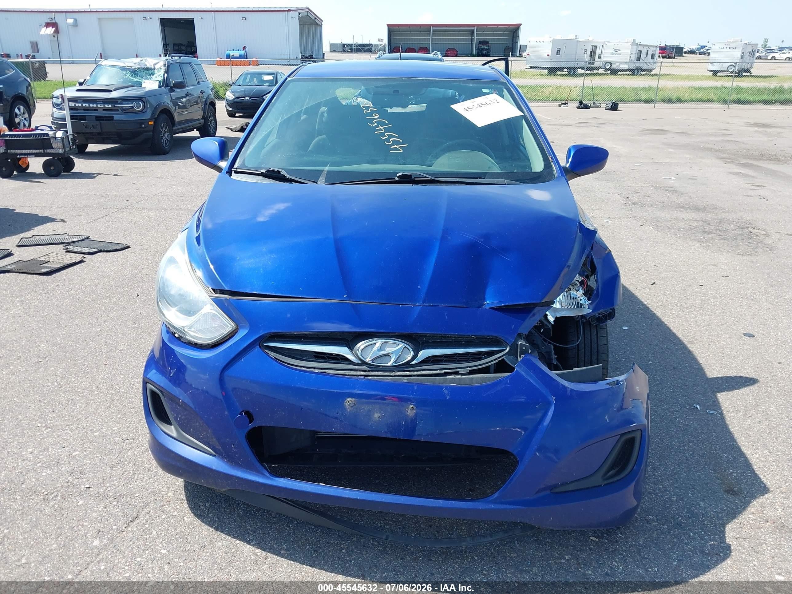 2014 Hyundai Accent Gs Blue vin: KMHCT5AEXEU173046